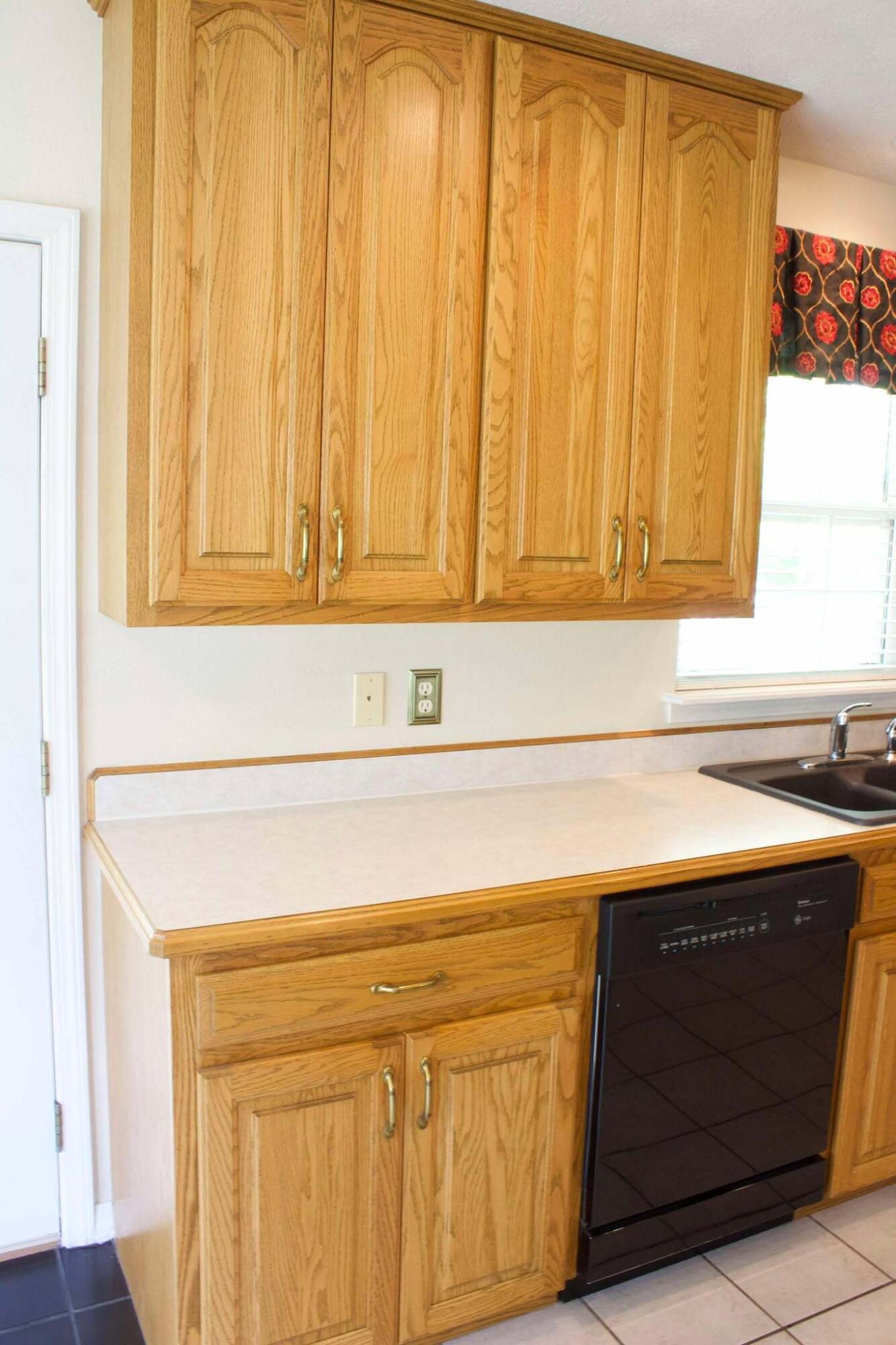 1125 Stonebriar Place Property Photo 11