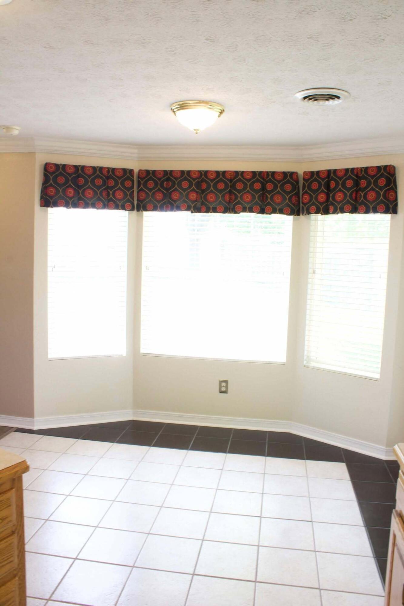 1125 Stonebriar Place Property Photo 14