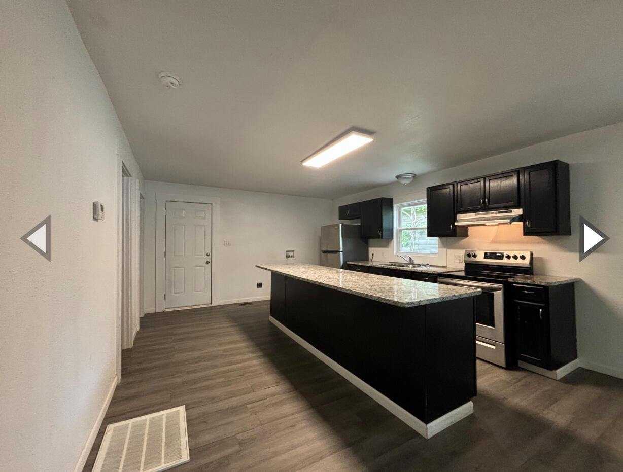 1207 West Florida Street Property Photo 3