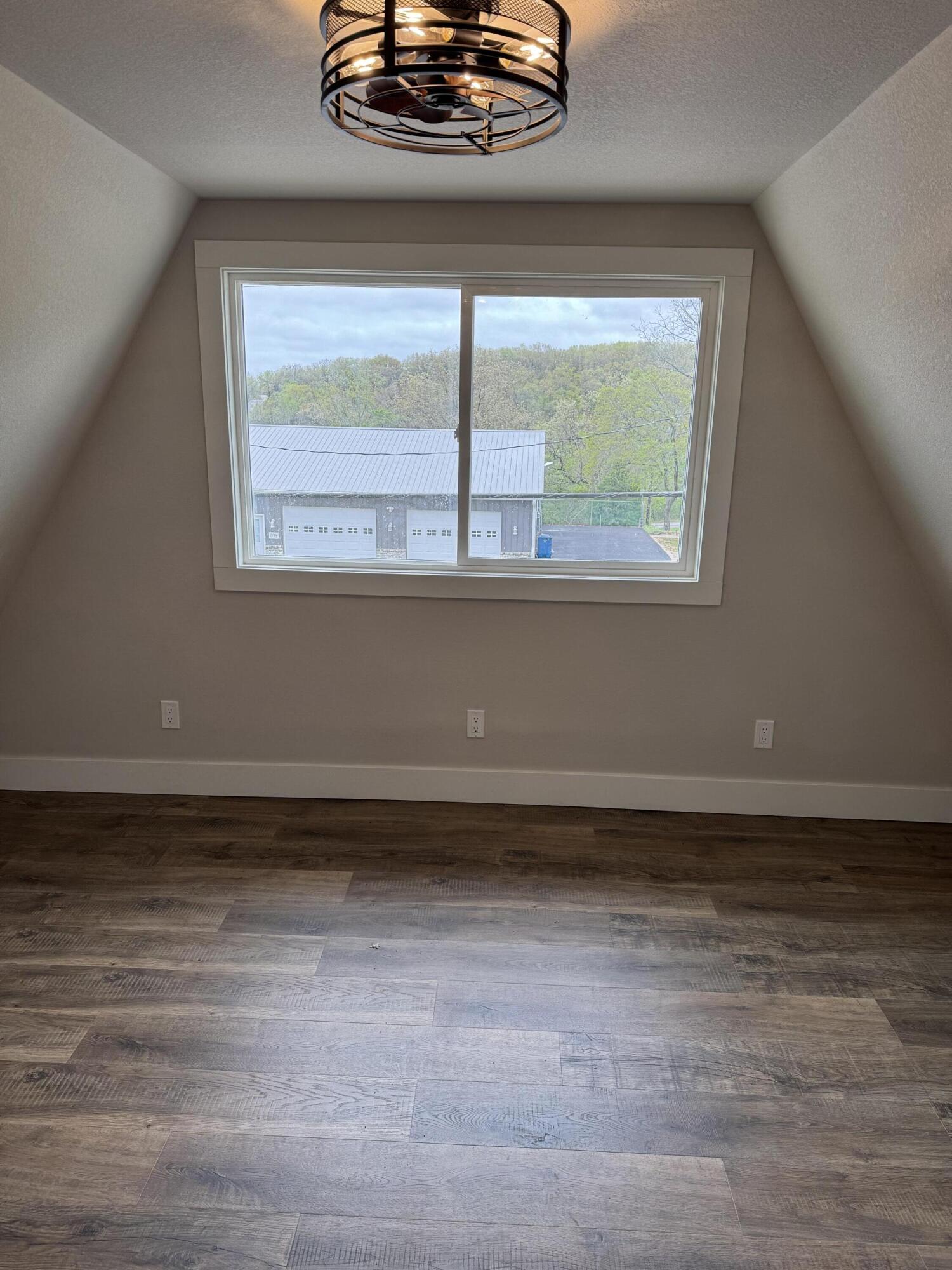 1256 Black Oak Resort Lane Property Photo 28