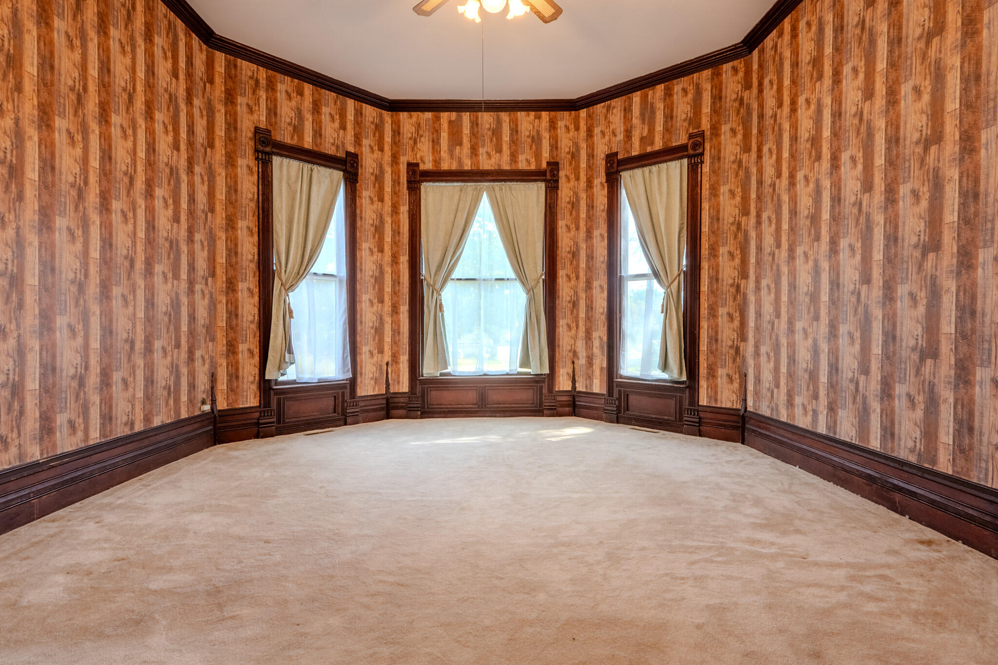 301 South 7th Street Property Photo 2