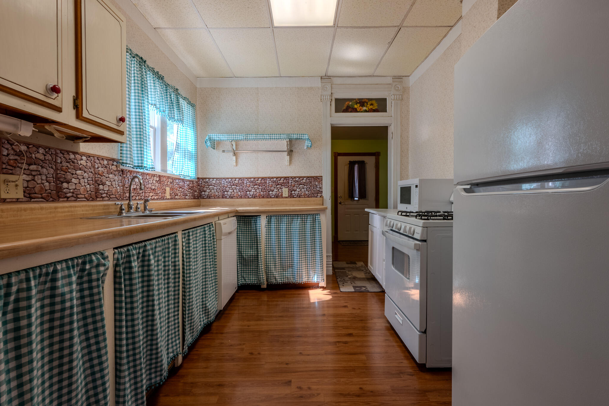 301 South 7th Street Property Photo 3