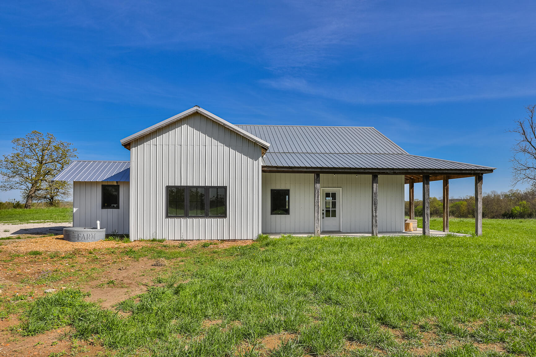 2107 East 530th Road Property Photo