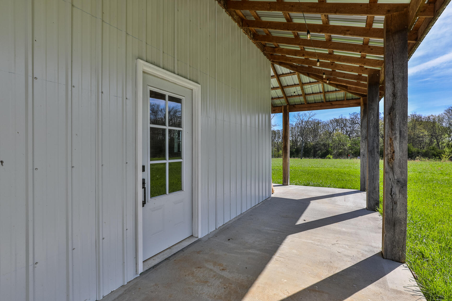 2107 East 530th Road Property Photo 24