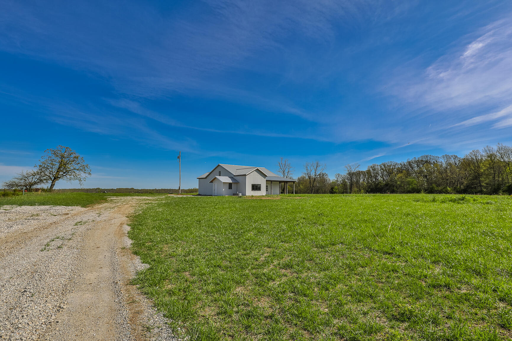 2107 East 530th Road Property Photo 32