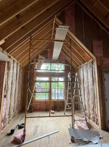 111 Ironwood Street Property Photo 8