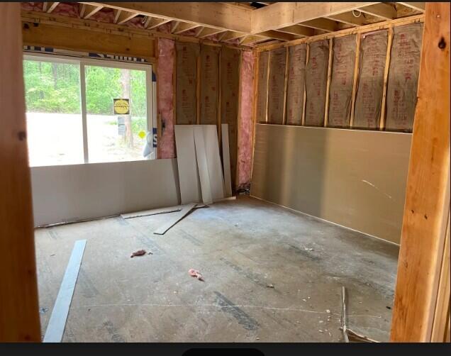 111 Ironwood Street Property Photo 9