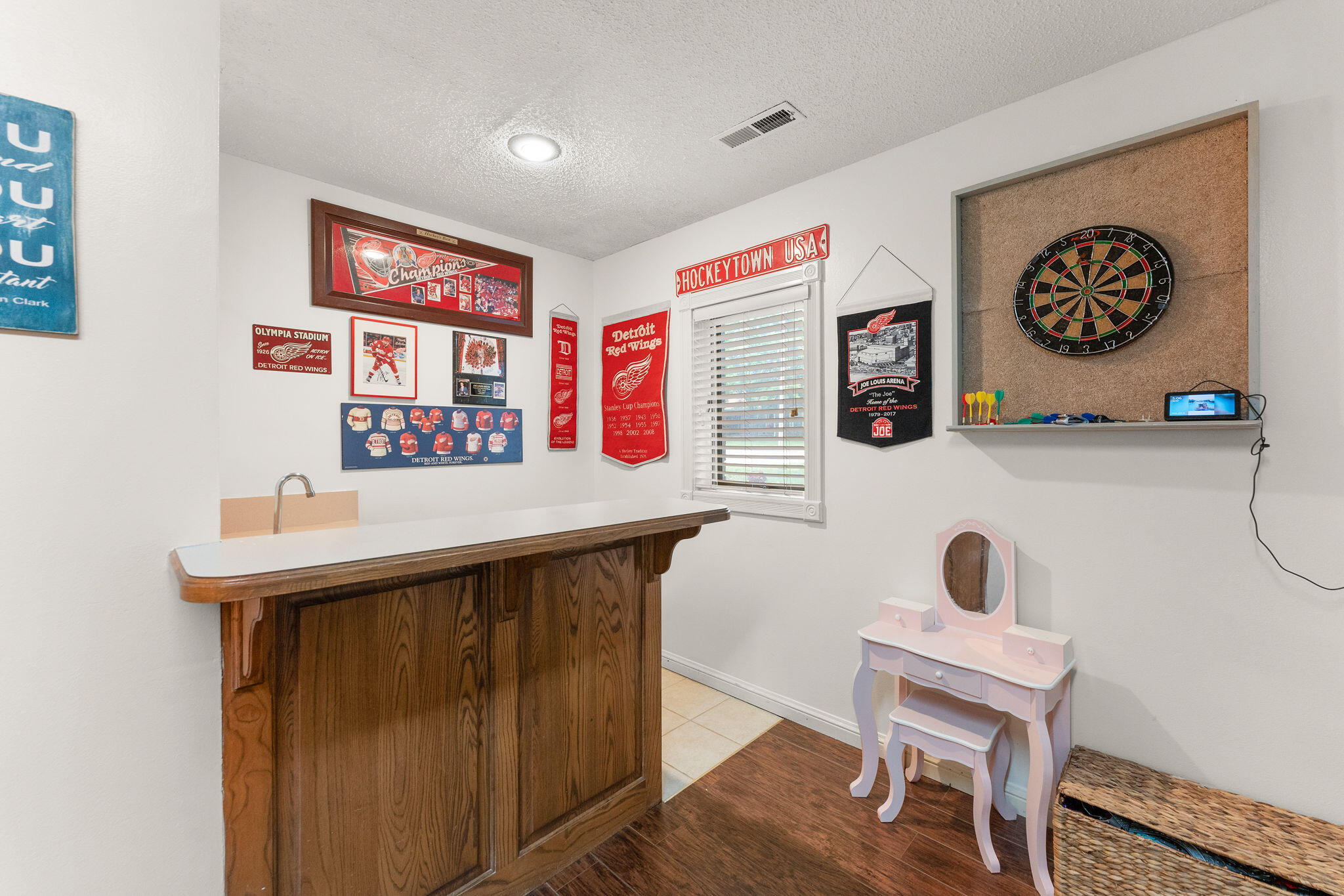 5483 South Parkhill Avenue Property Photo 27
