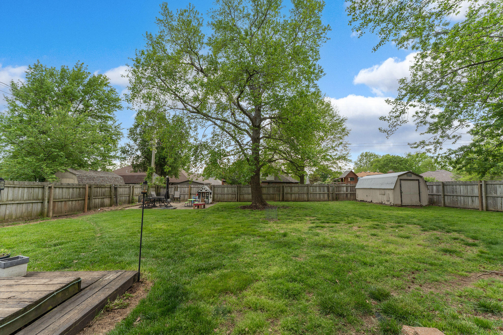 5483 South Parkhill Avenue Property Photo 38