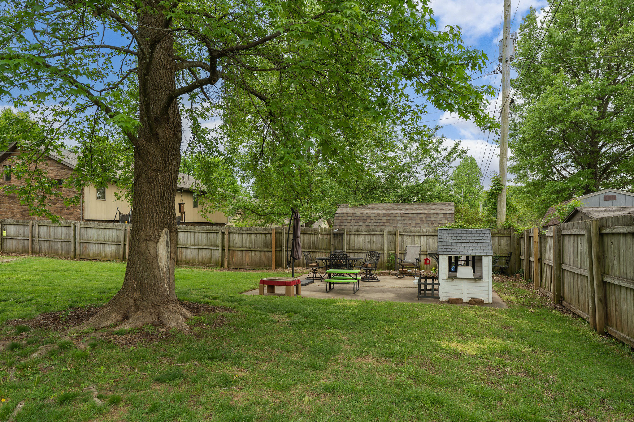 5483 South Parkhill Avenue Property Photo 39