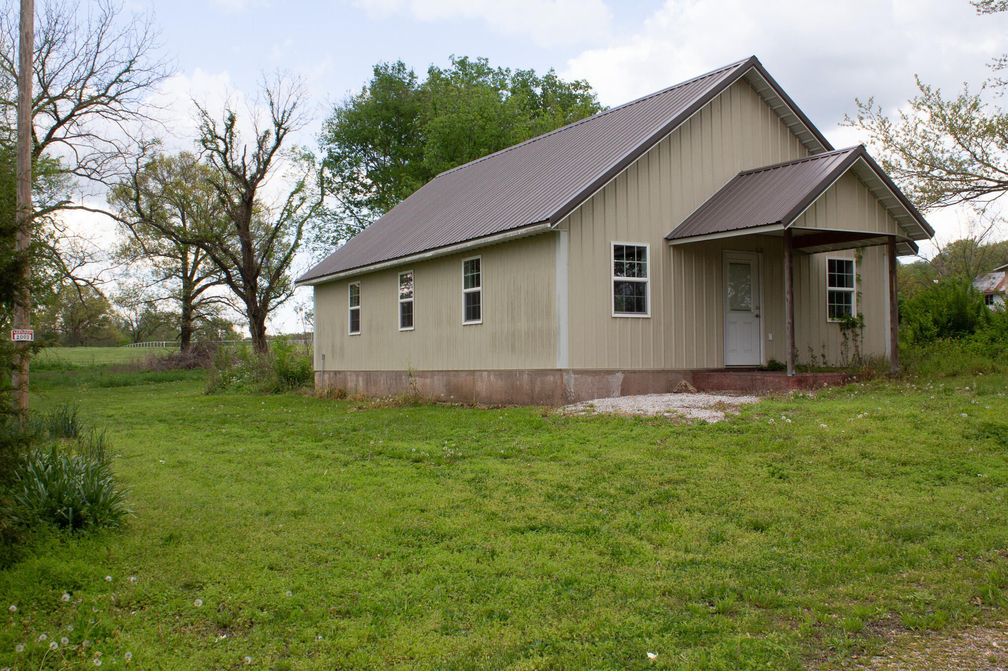 000 Lawrence 1000 Property Photo