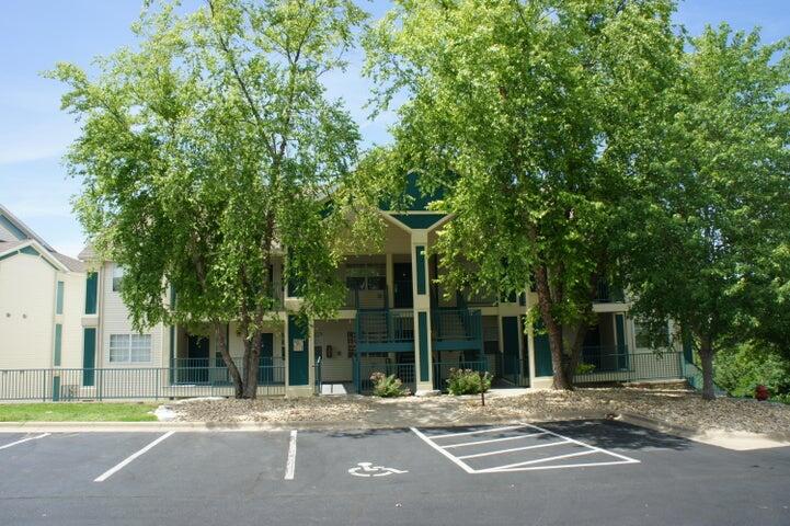 530 Spring Creek Court Property Photo 12