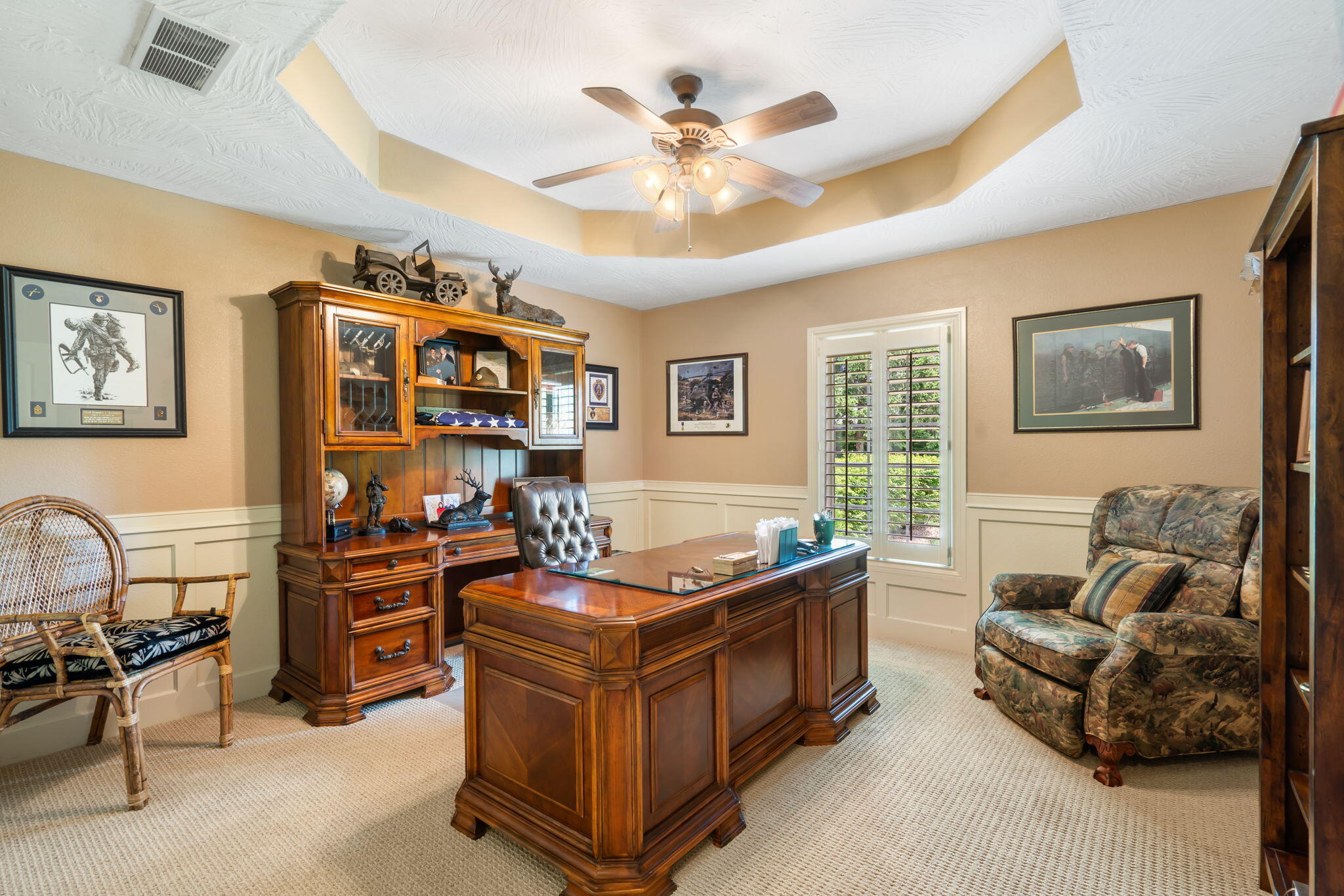 4310 Buttonwood Drive Property Photo 12