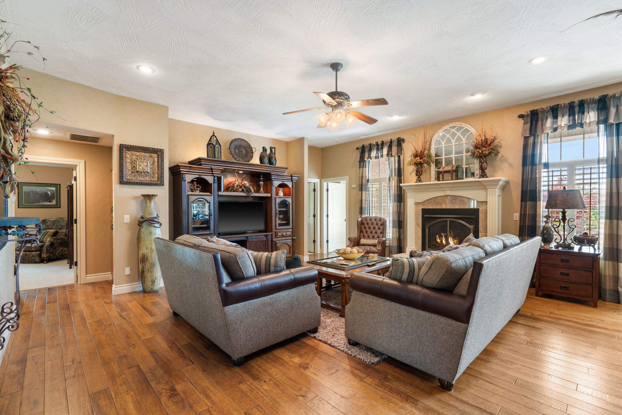 4310 Buttonwood Drive Property Photo 15