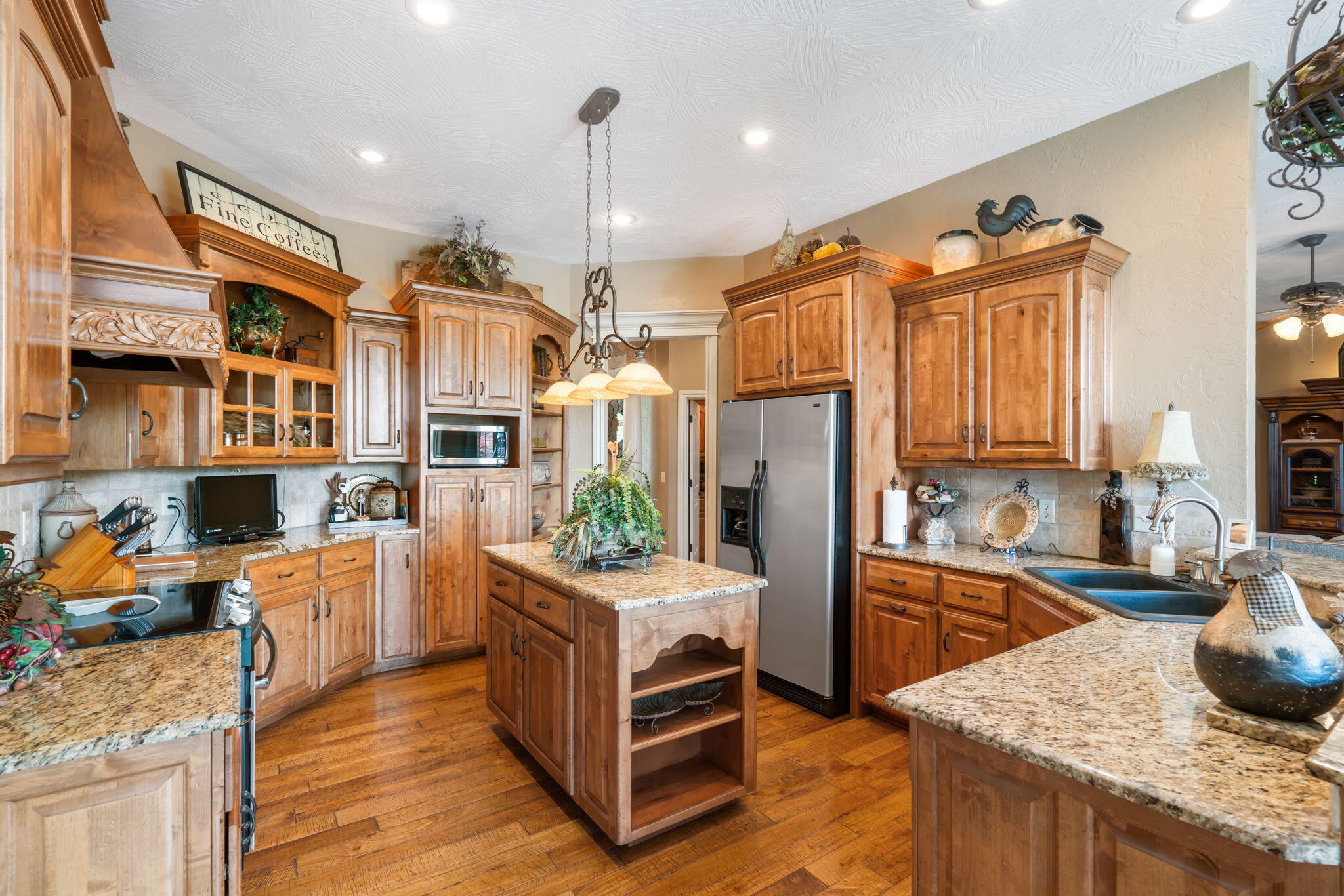 4310 Buttonwood Drive Property Photo 19