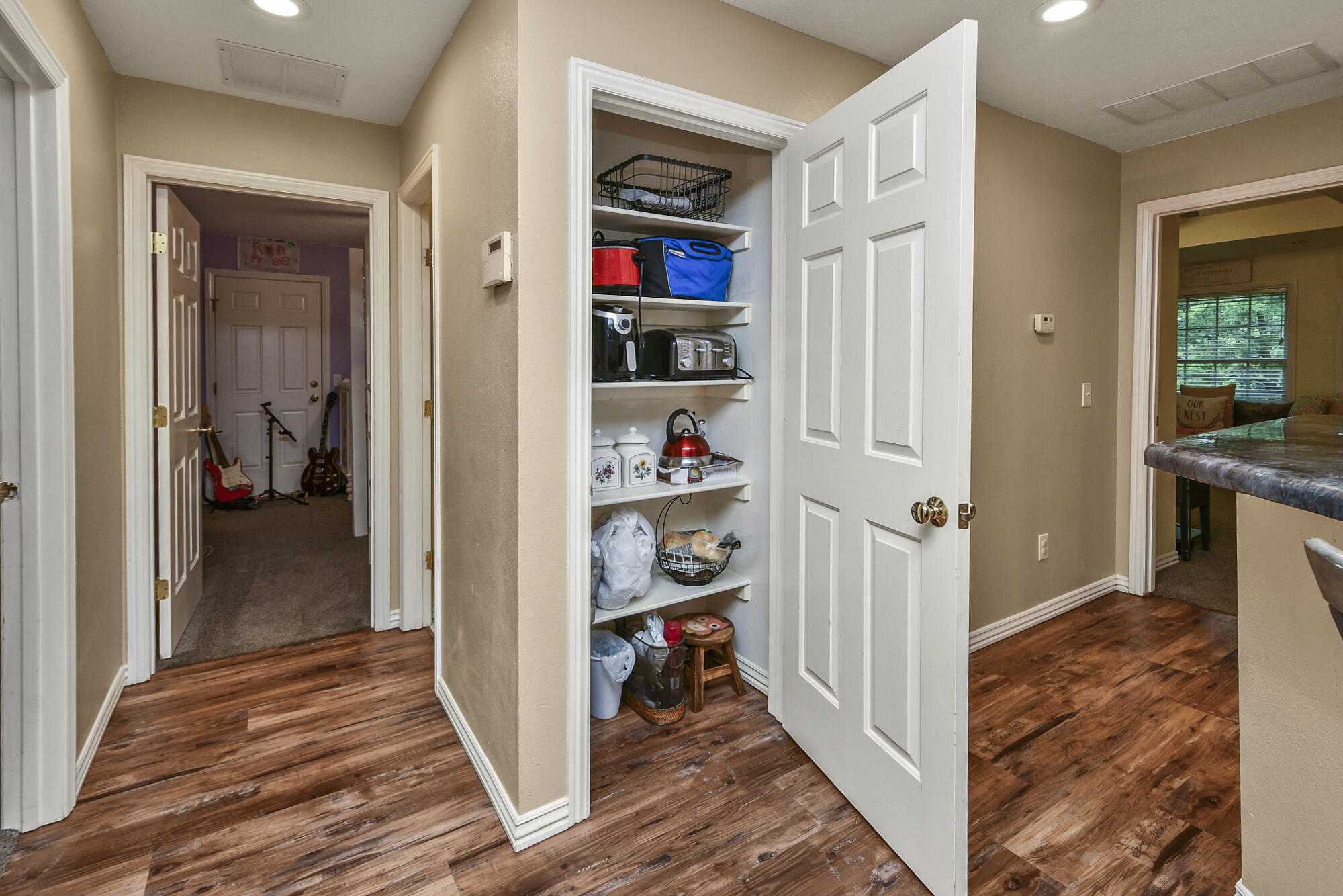 115 Whispering Oaks Property Photo 19