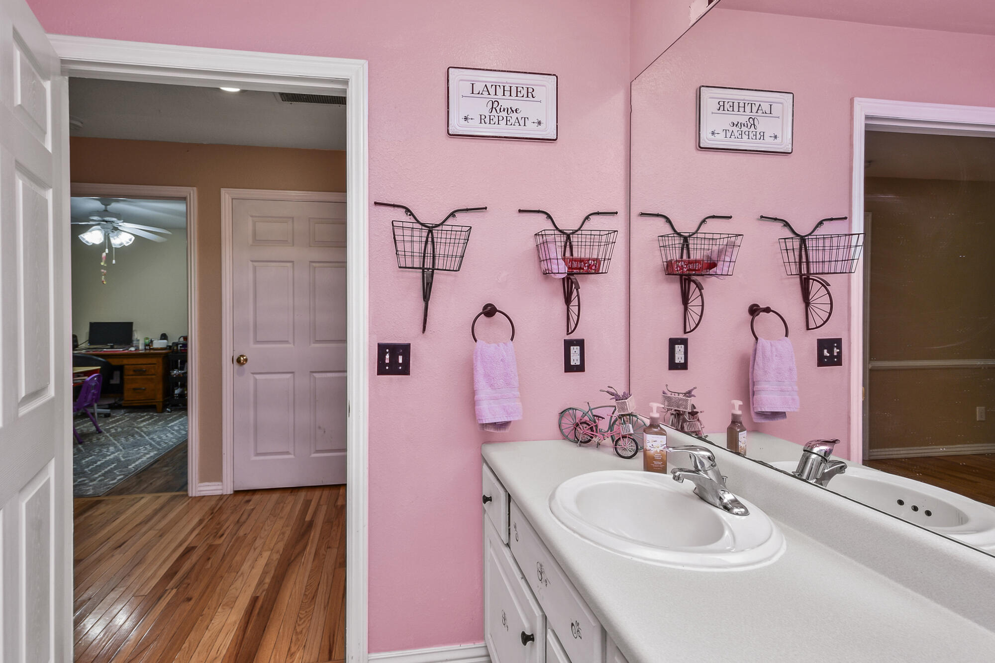115 Whispering Oaks Property Photo 45
