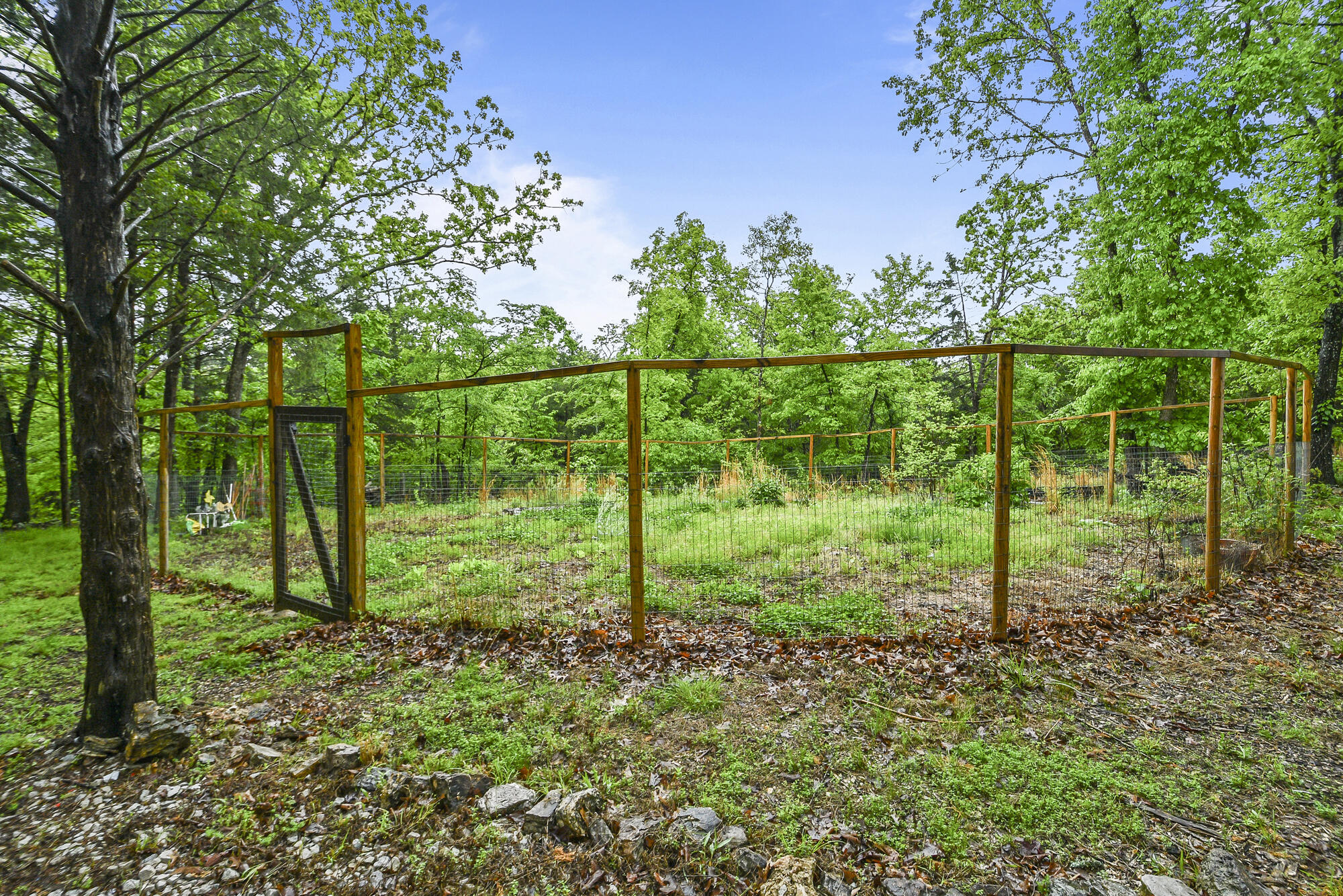 115 Whispering Oaks Property Photo 69