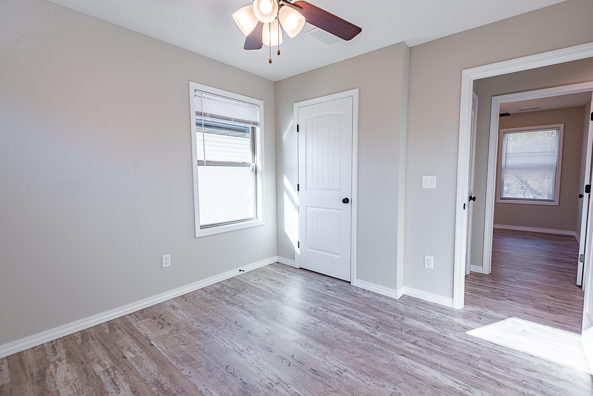 2644 North Prospect Avenue Property Photo 28