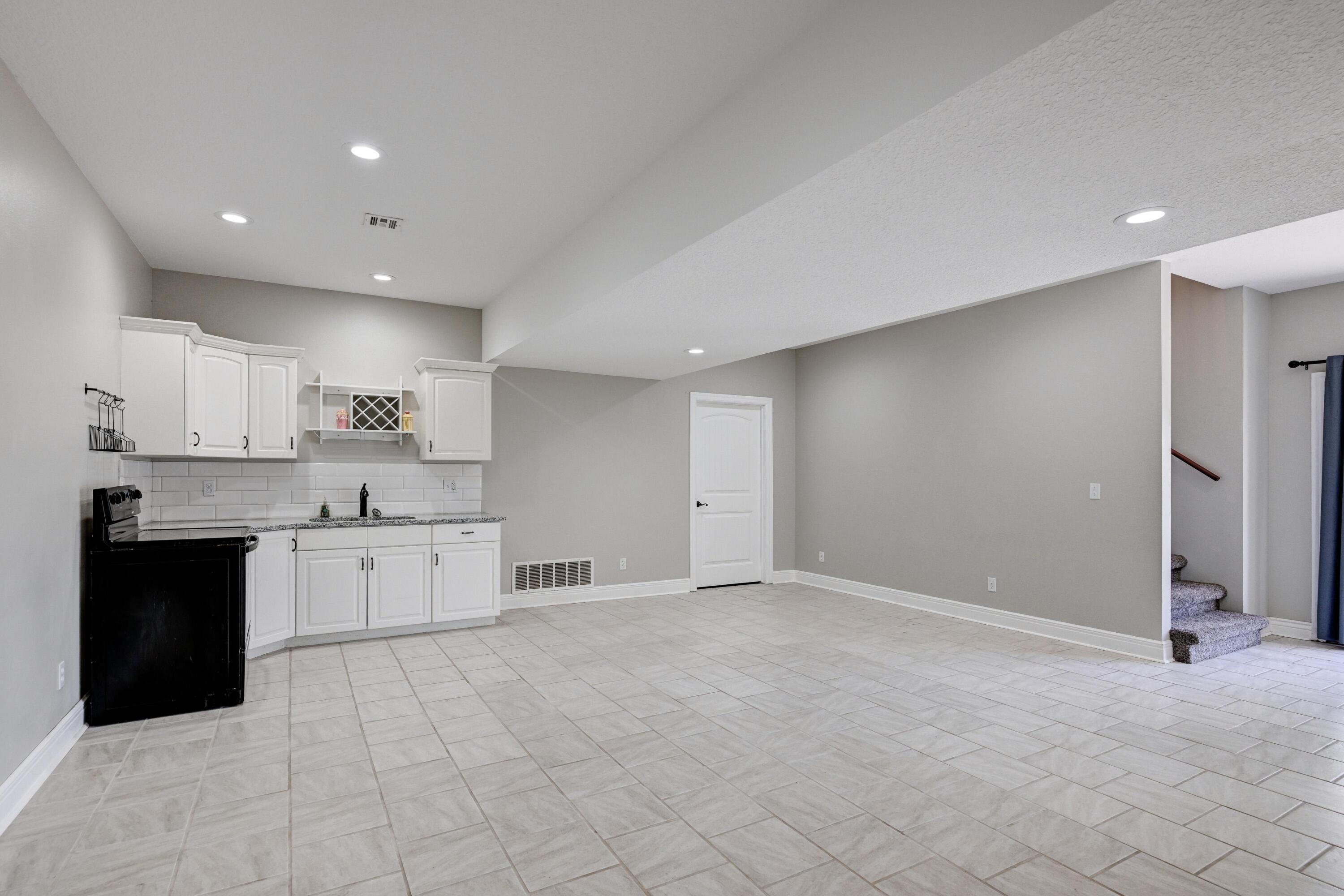 1702 Rosewood Drive Property Photo 39