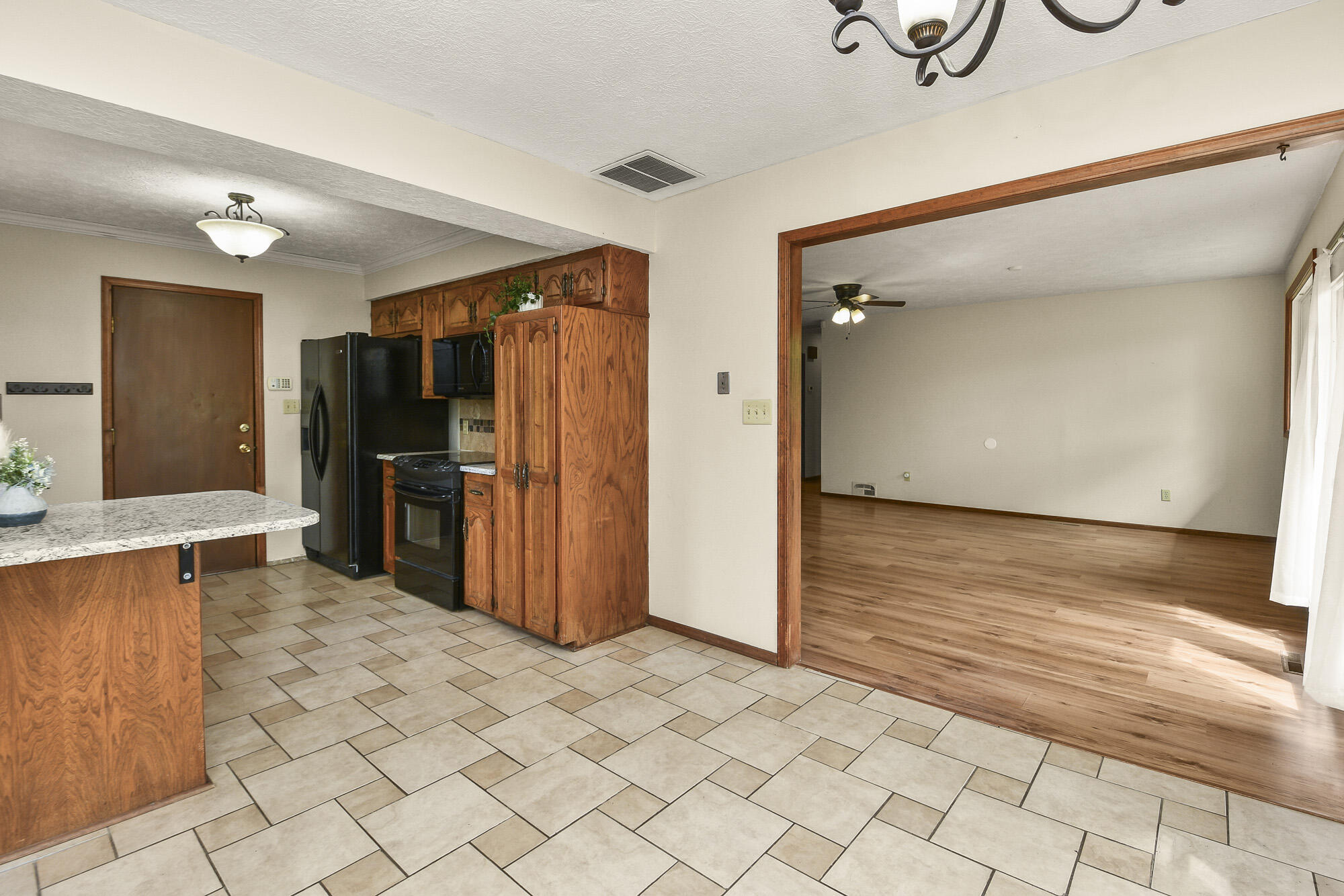 1322 South Sieger Drive Property Photo 14