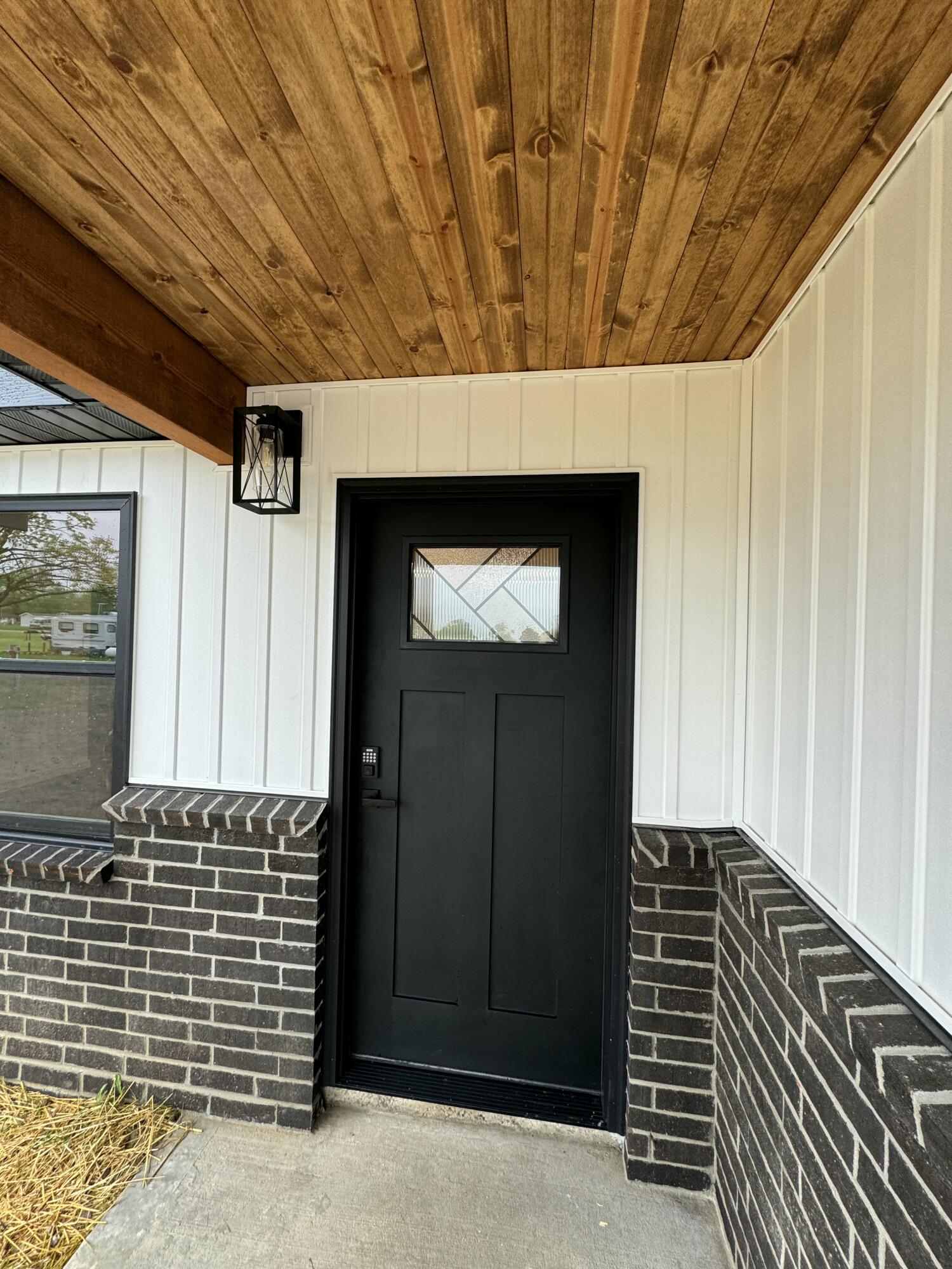 708 South High Property Photo 4