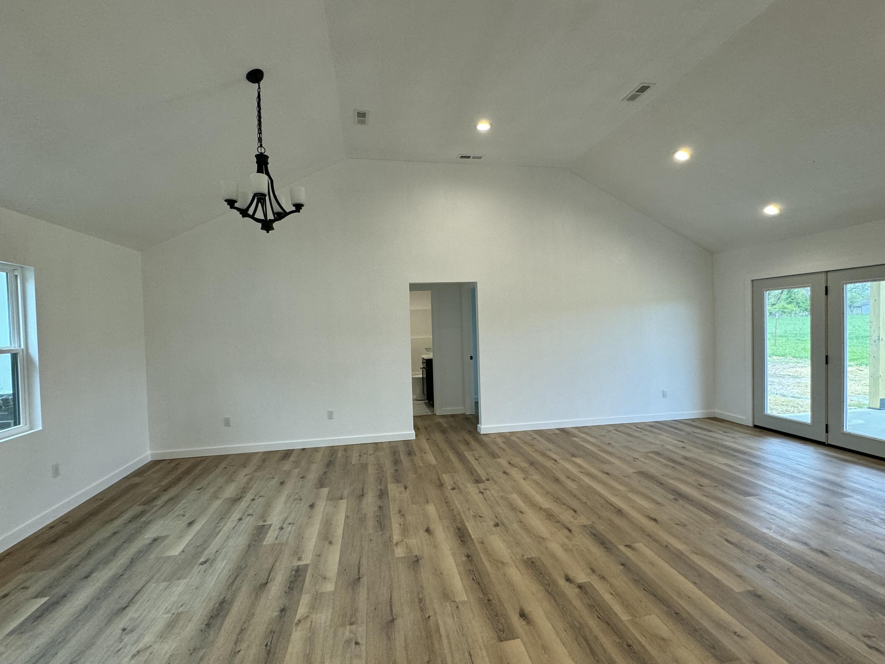 708 South High Property Photo 12
