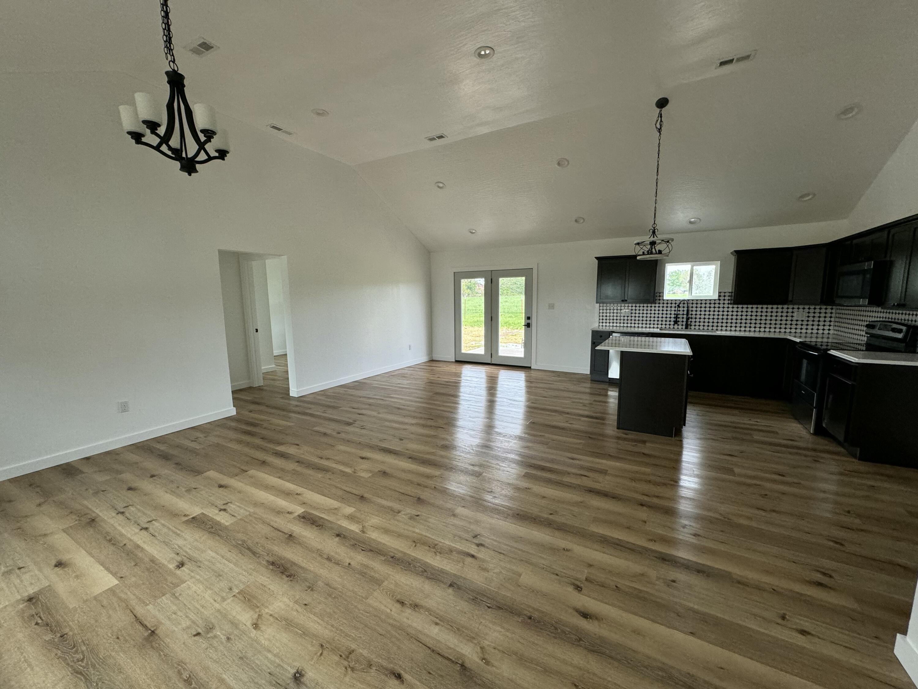 708 South High Property Photo 16