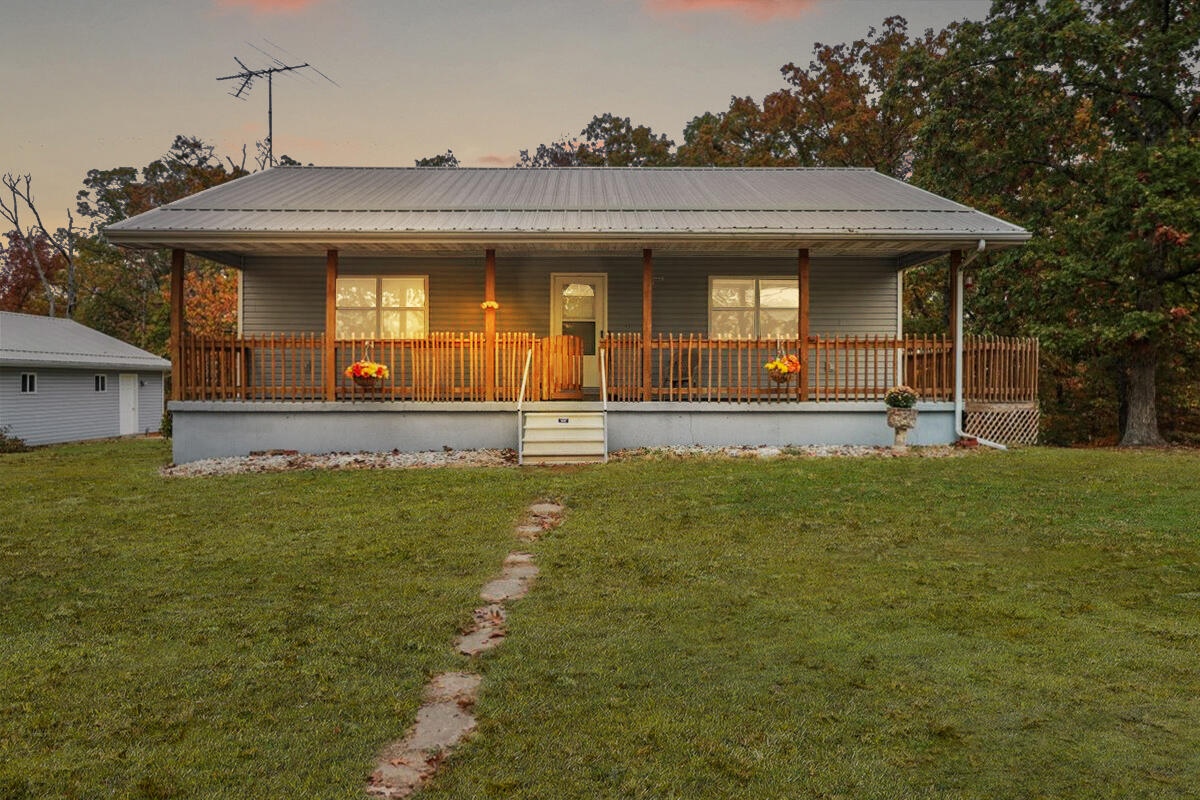 12397-c Ad Highway Property Photo
