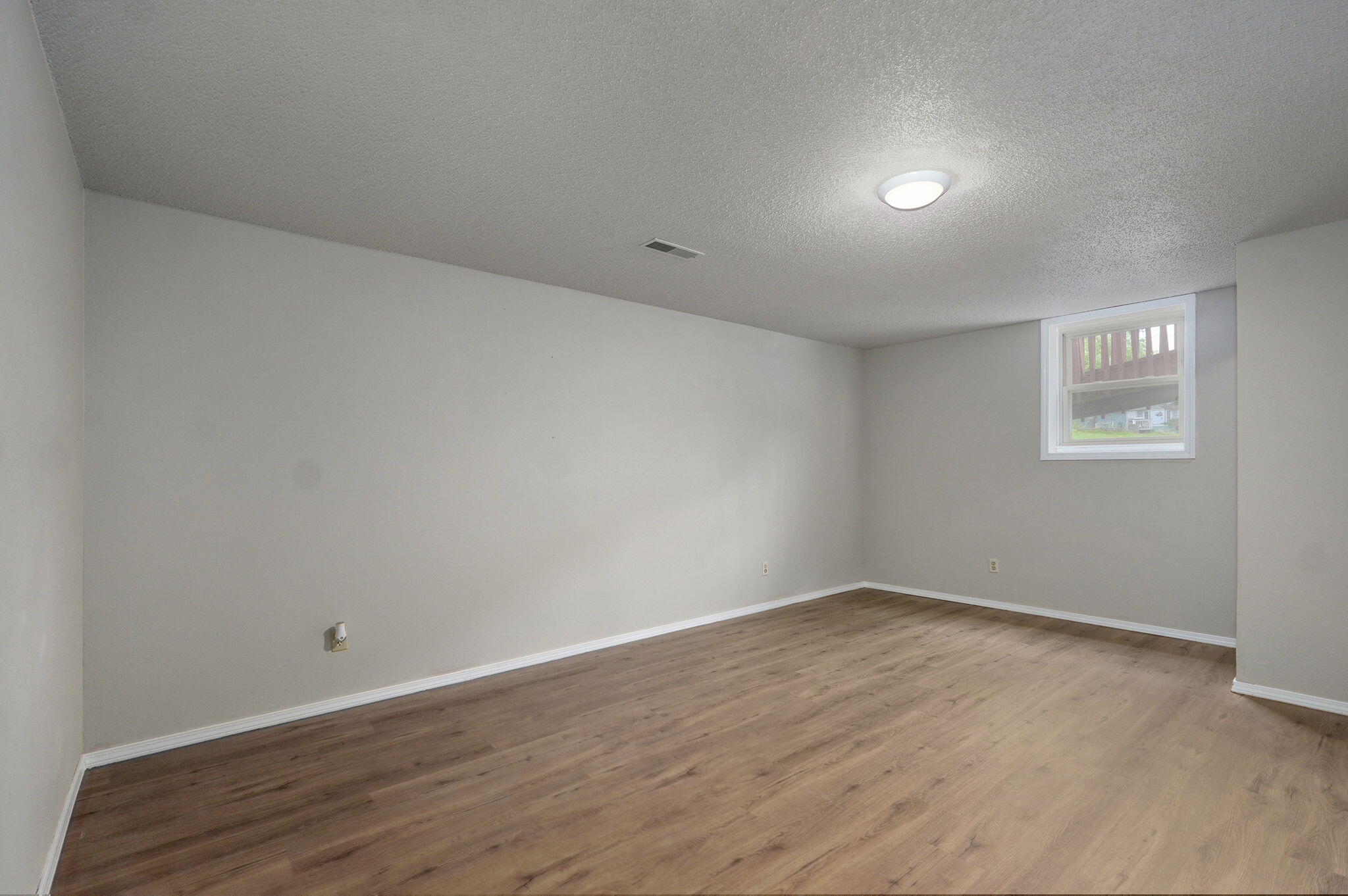 523 East Camino Street Property Photo 22