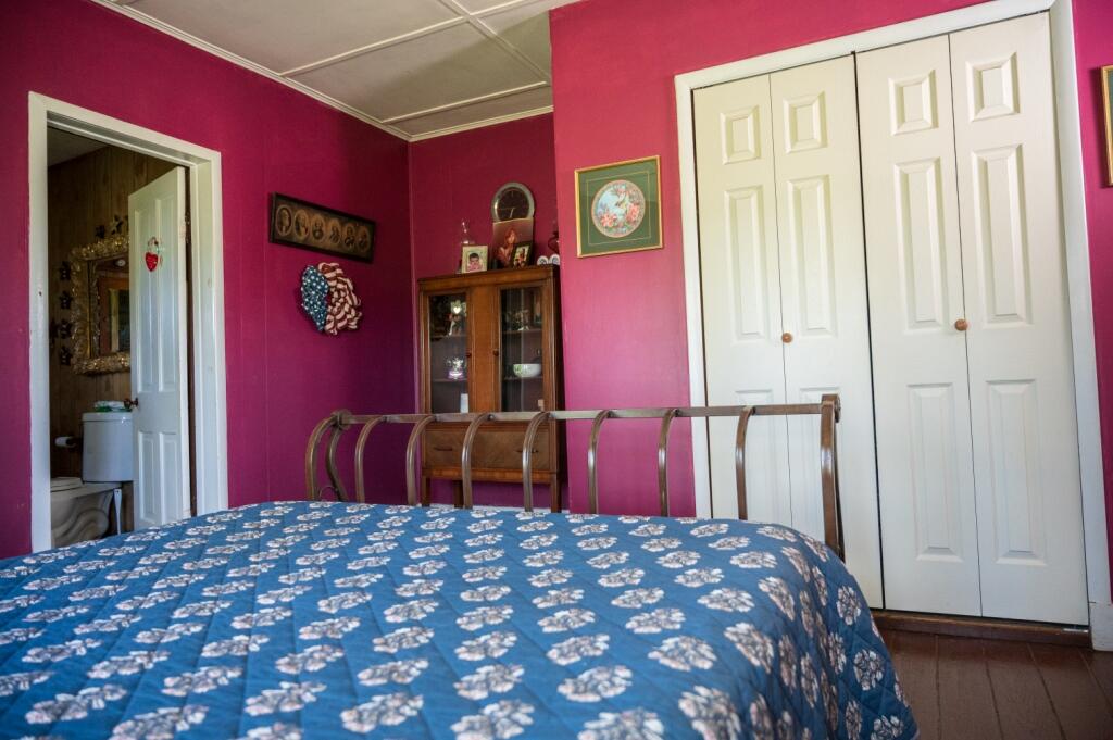 17627 Highway B Property Photo 12