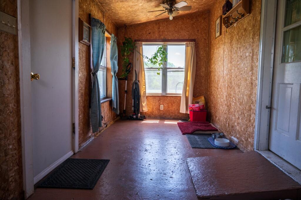 17627 Highway B Property Photo 22
