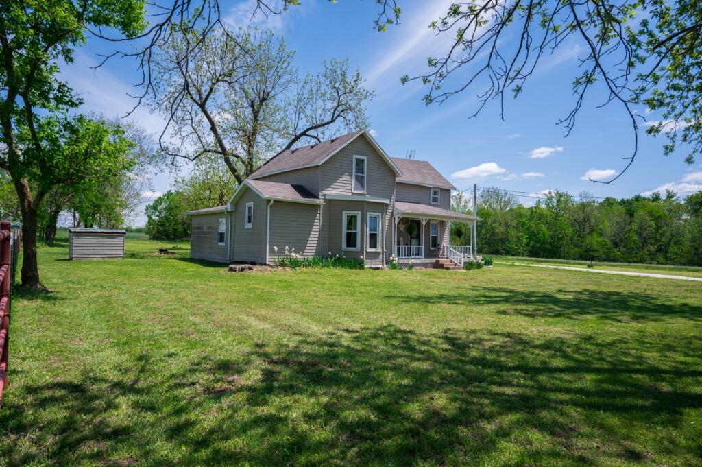 17627 Highway B Property Photo 39