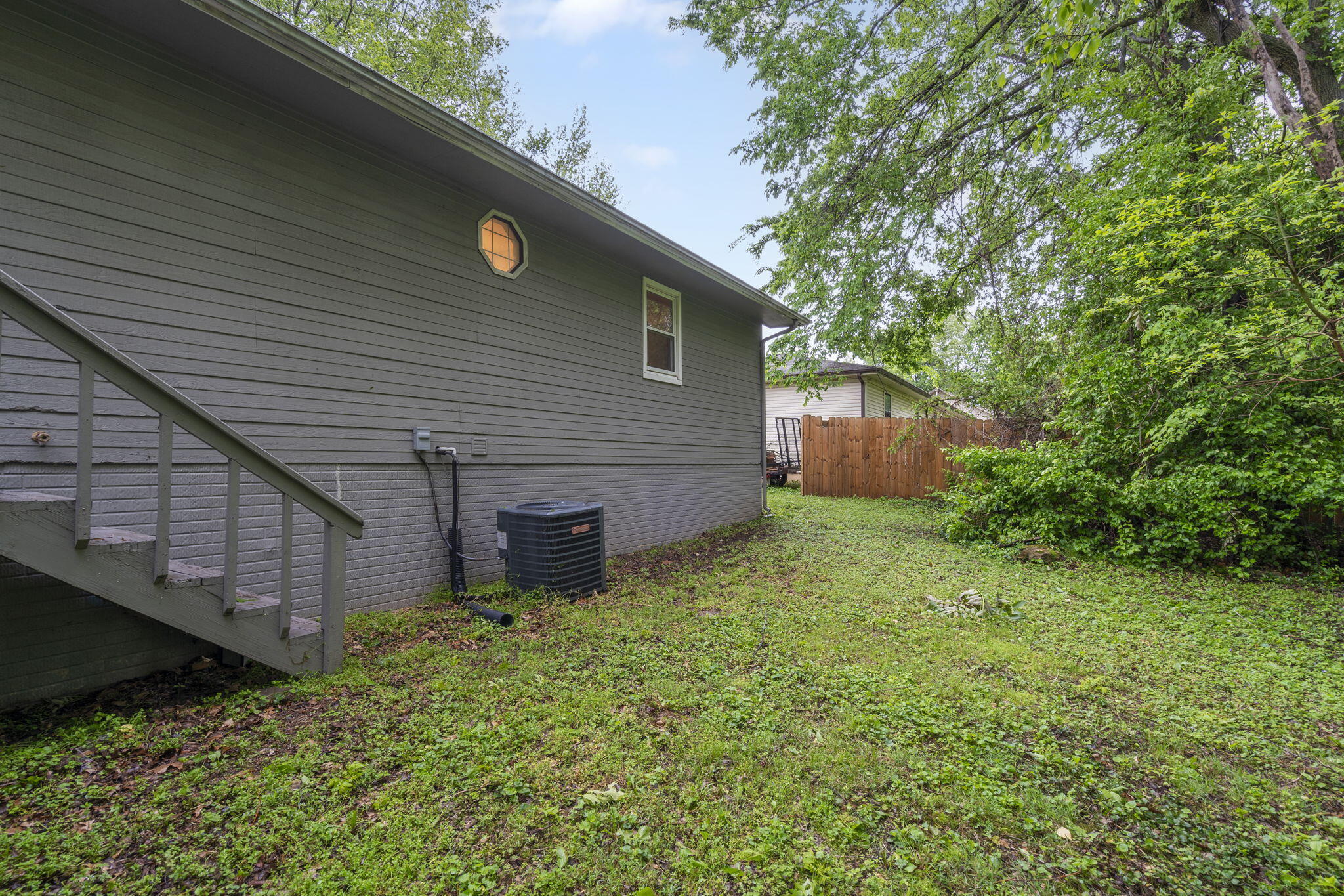 2750 East Cherry Street Property Photo 28