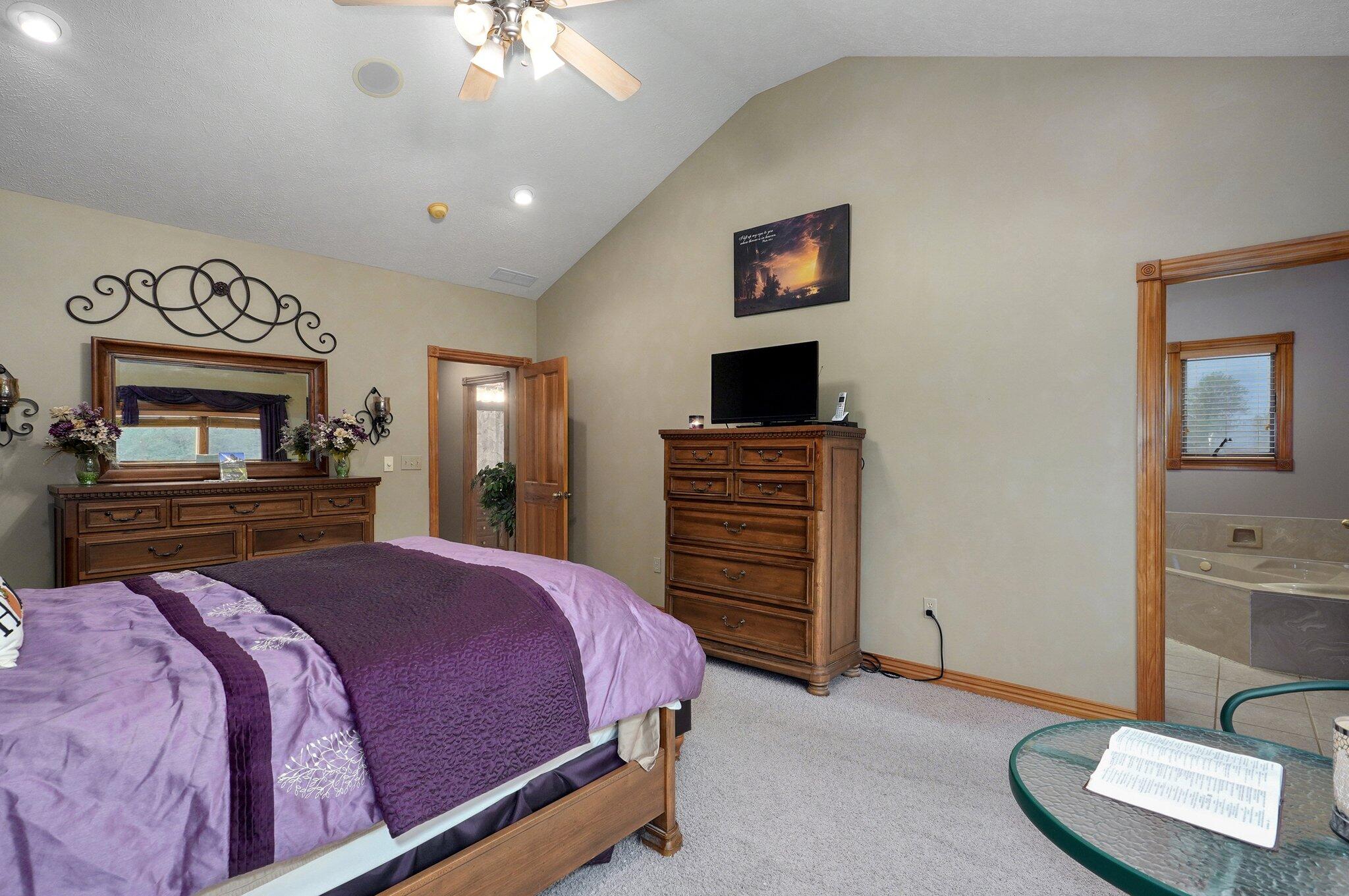 300 Secret Spring Drive Property Photo 25