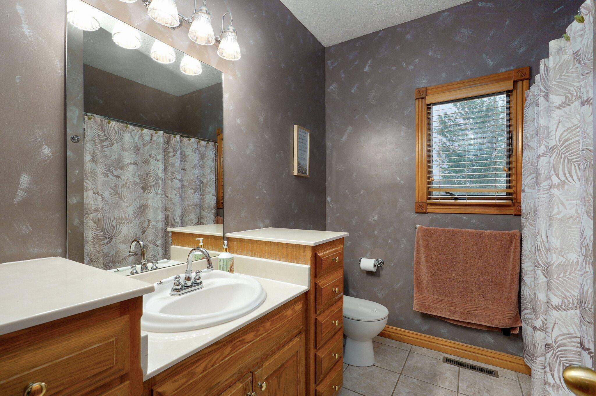300 Secret Spring Drive Property Photo 34