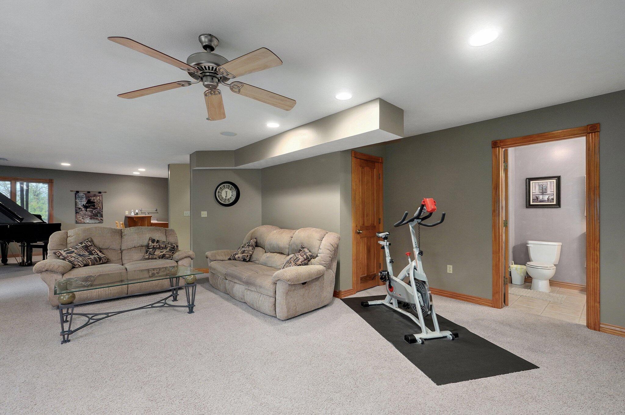 300 Secret Spring Drive Property Photo 40