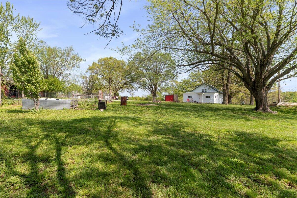 5765 North Highway E Property Photo 26