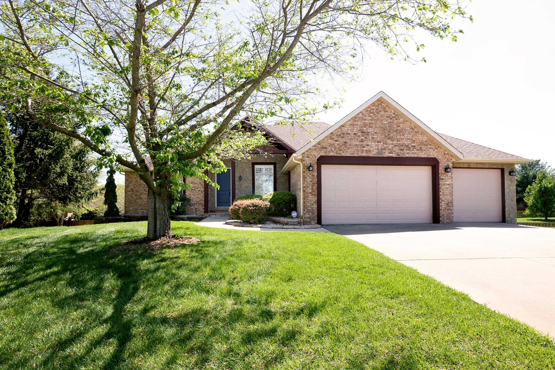 1428 North Cromwell Court Property Photo 2