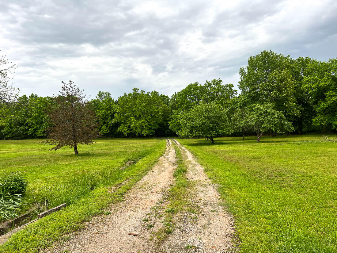 4476 Lazy Acres Road Property Photo 6