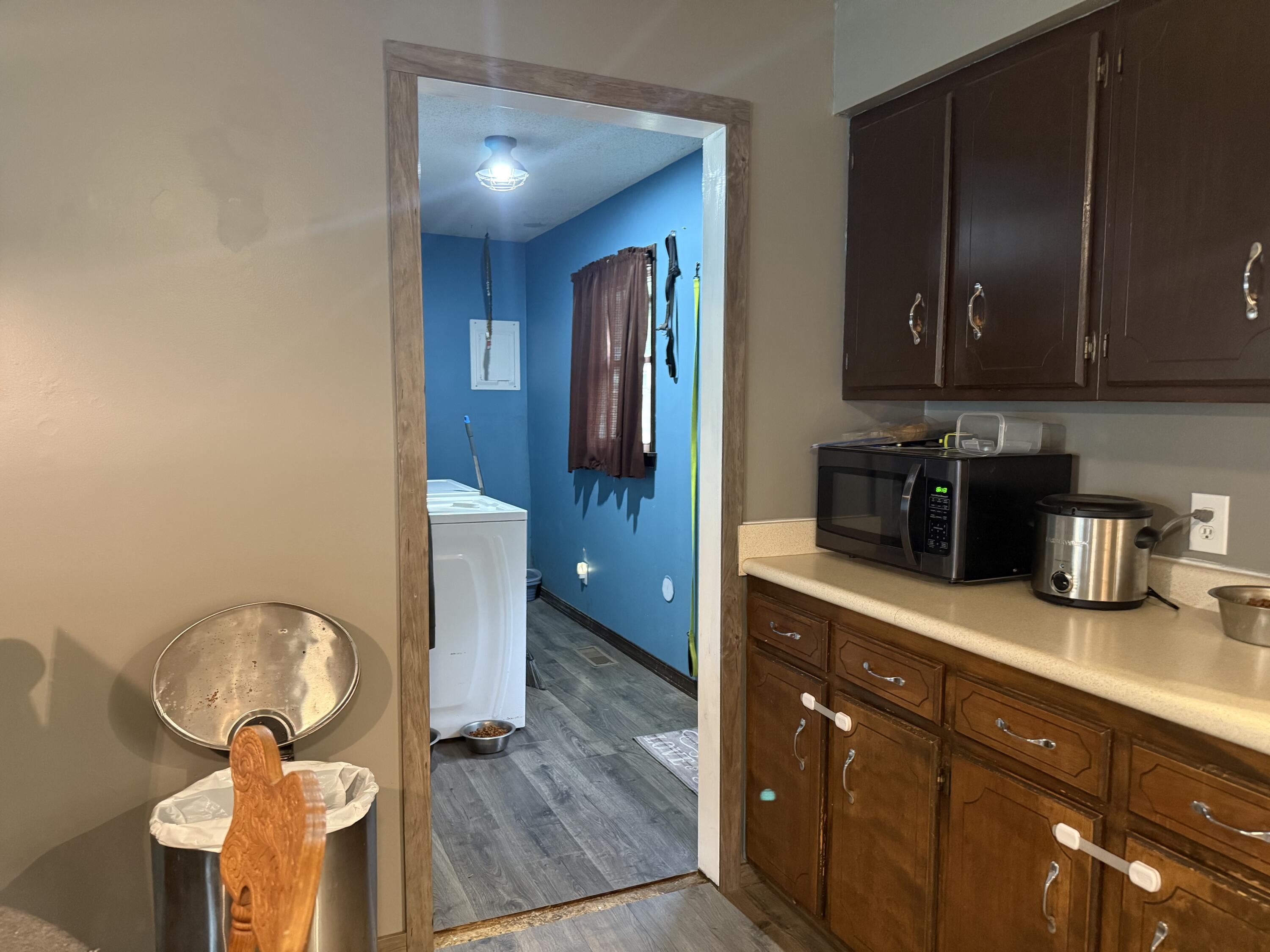 520 East Main Street Property Photo 17