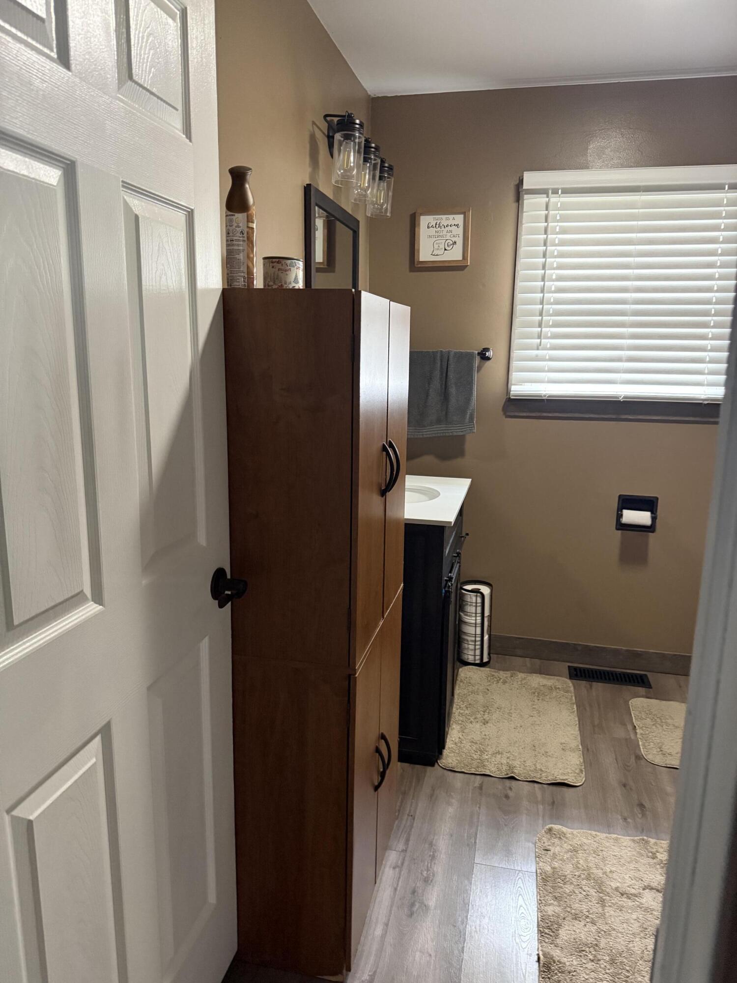 520 East Main Street Property Photo 20