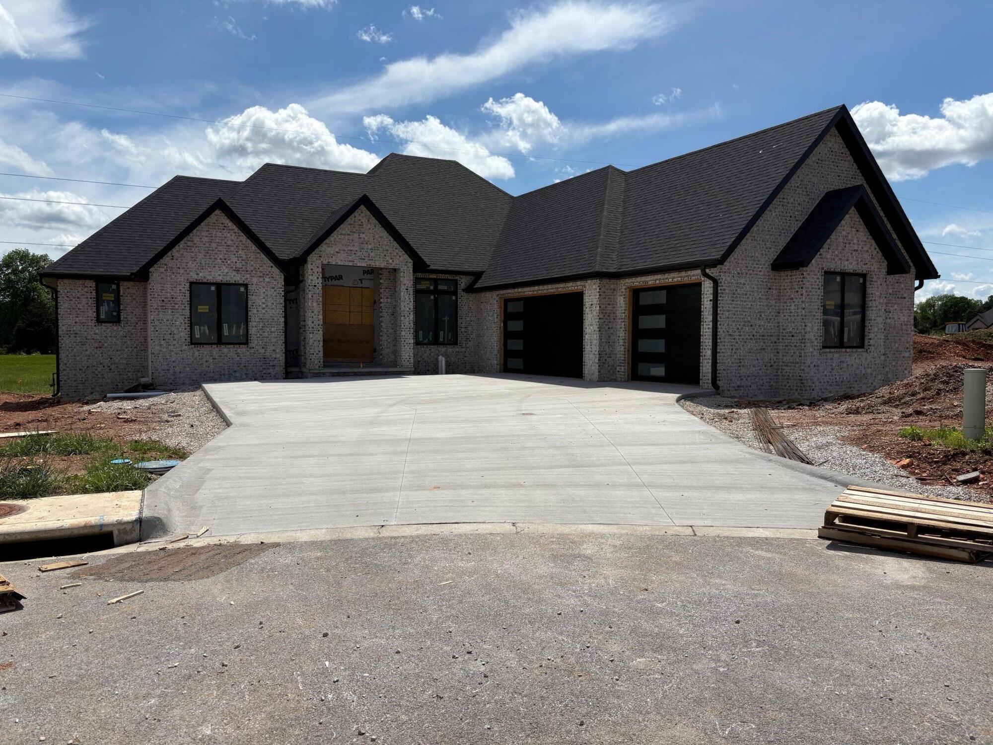 2025 North Unbridled Court Property Photo 1