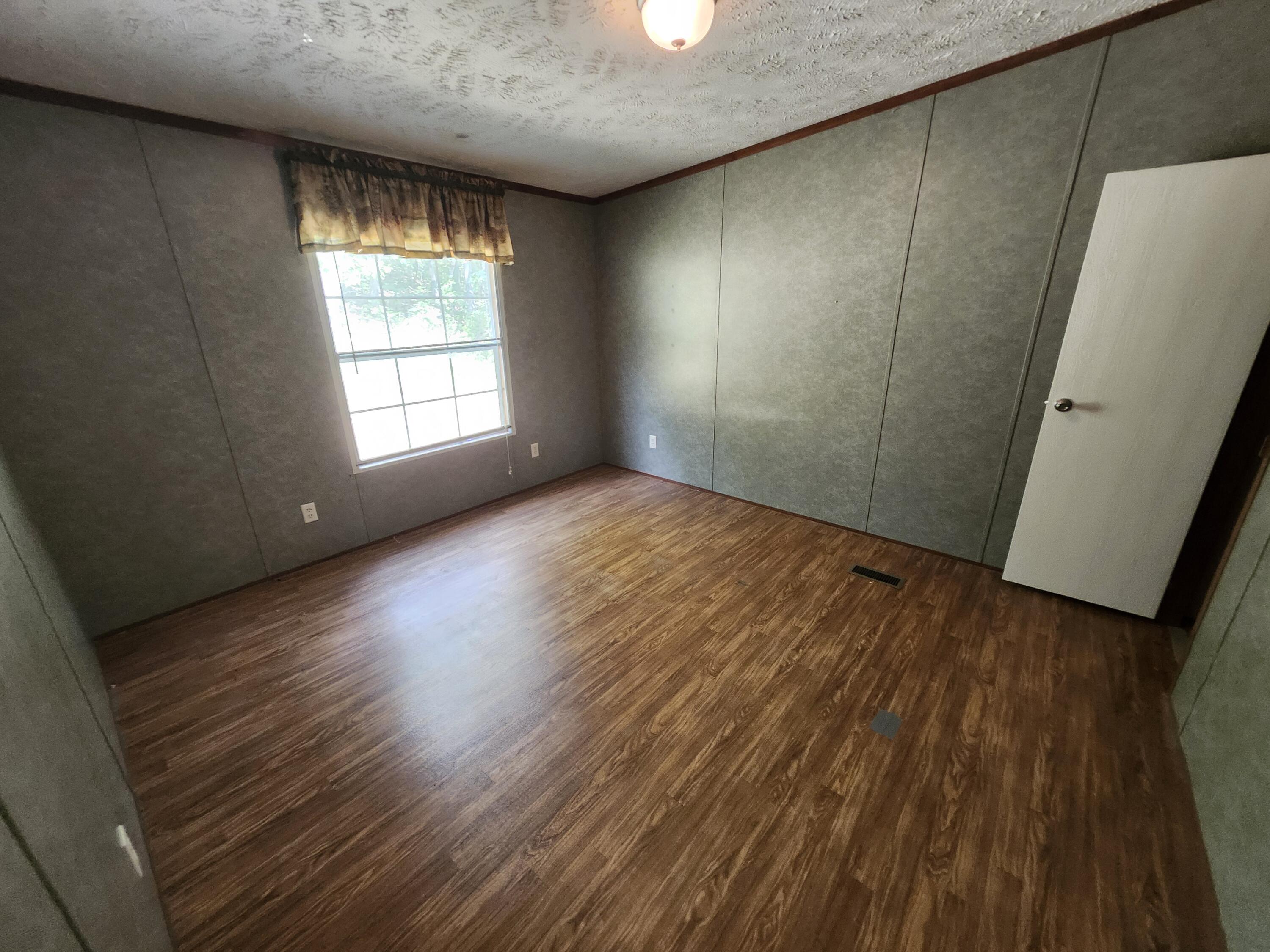 2268 Severs Road Property Photo 10