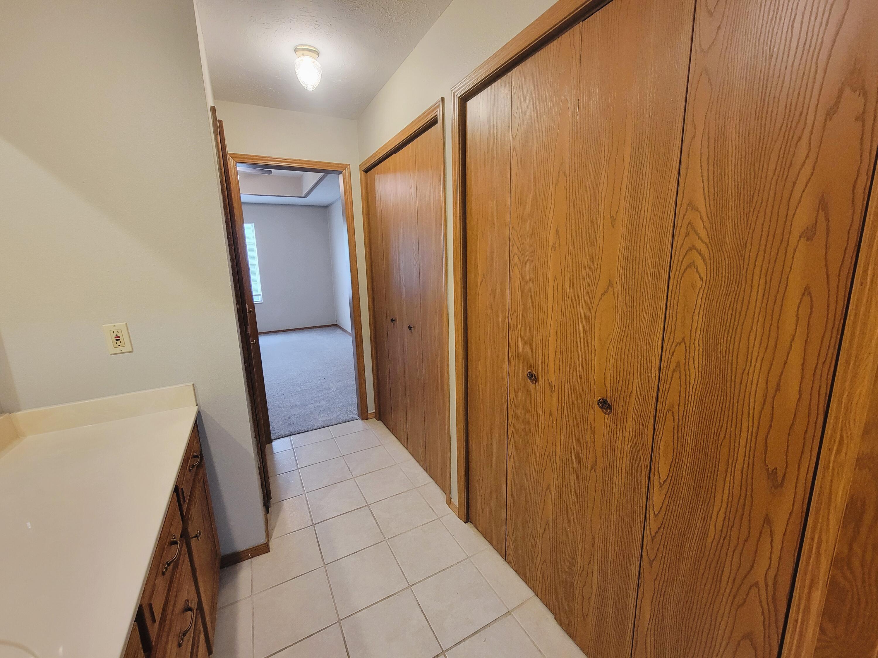 408 A & B South James Street Property Photo 19