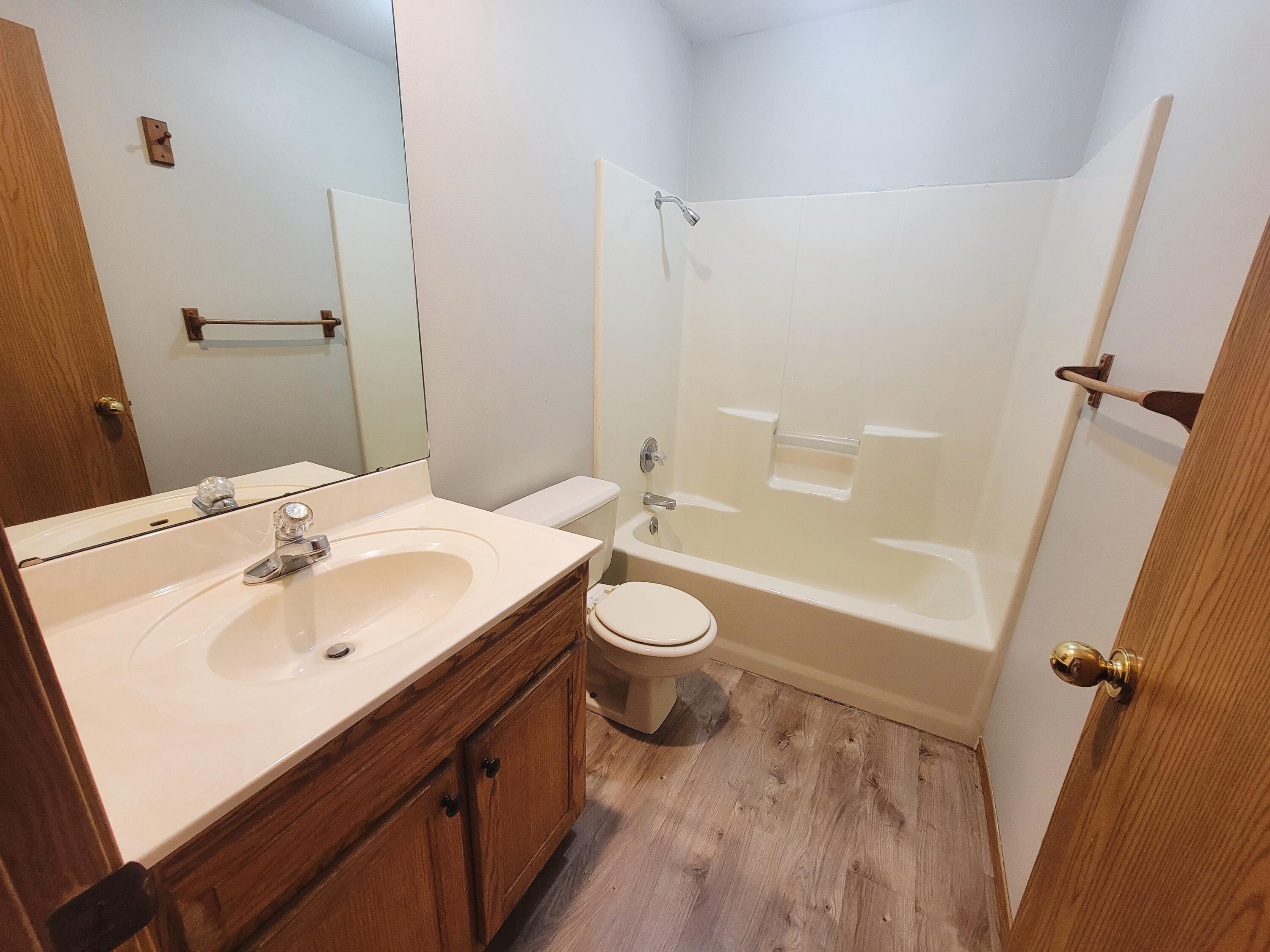 501 A & B South James Street Property Photo 17