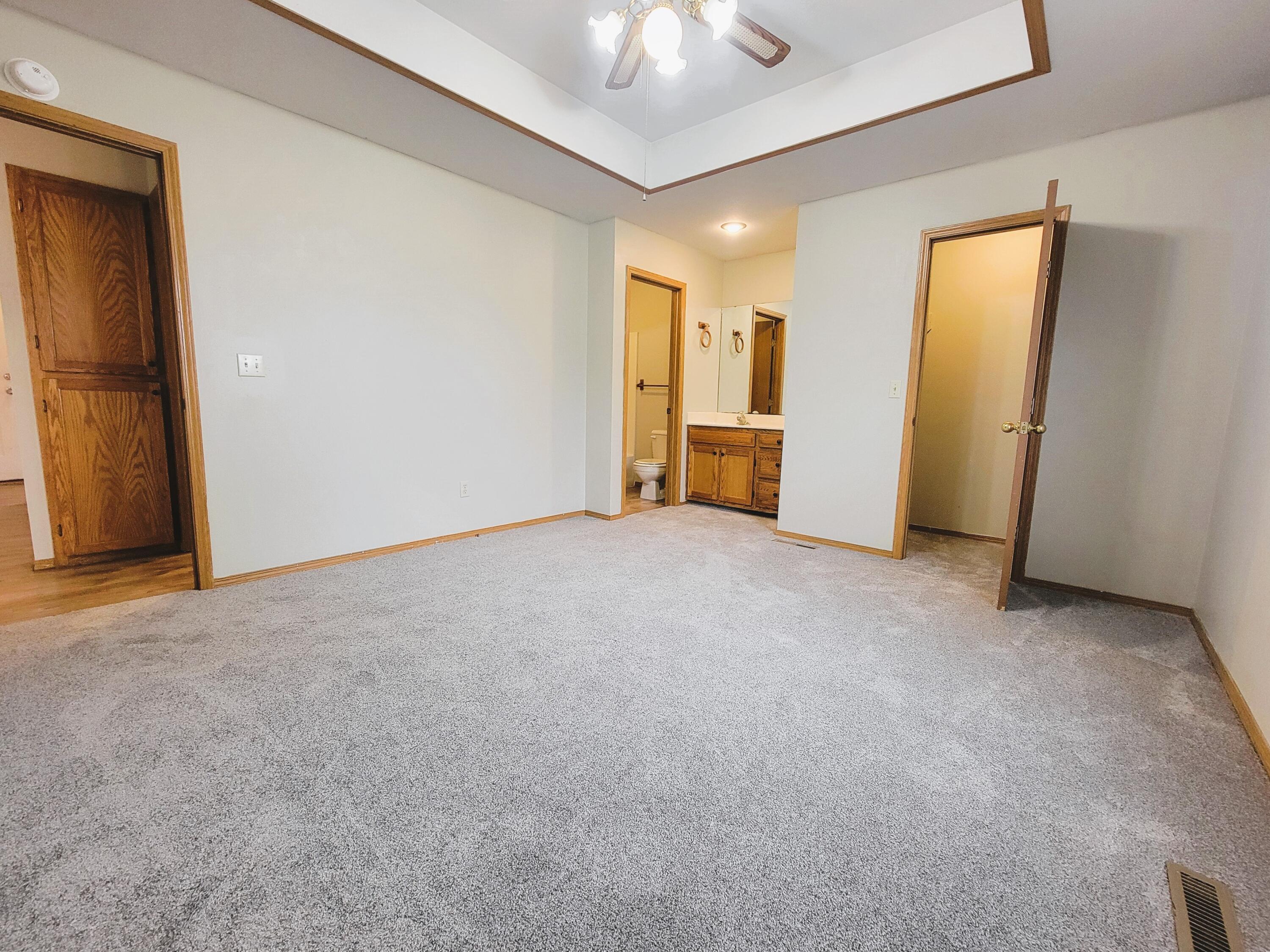 501 A & B South James Street Property Photo 19