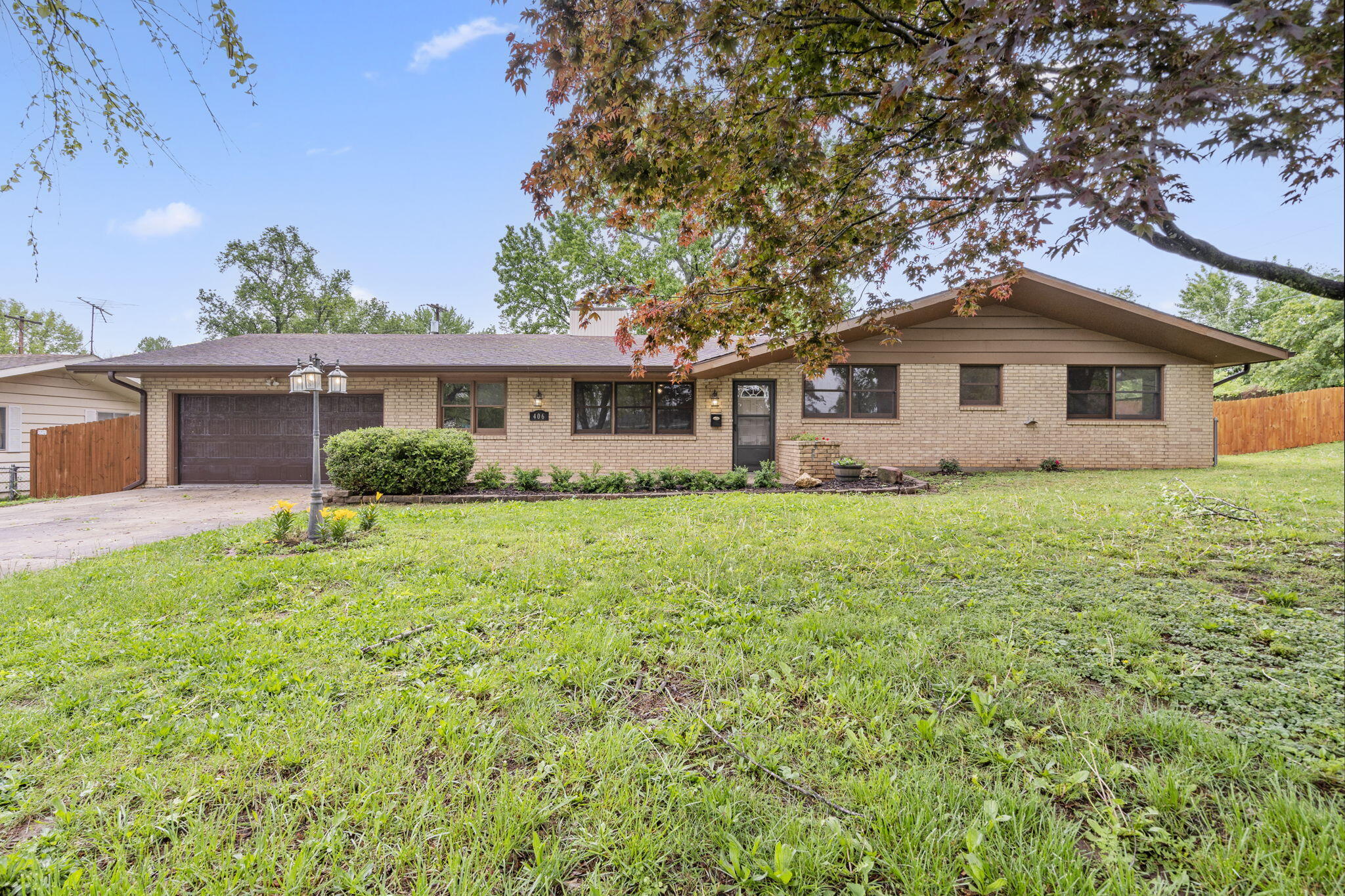 406 North George Avenue Property Photo 1