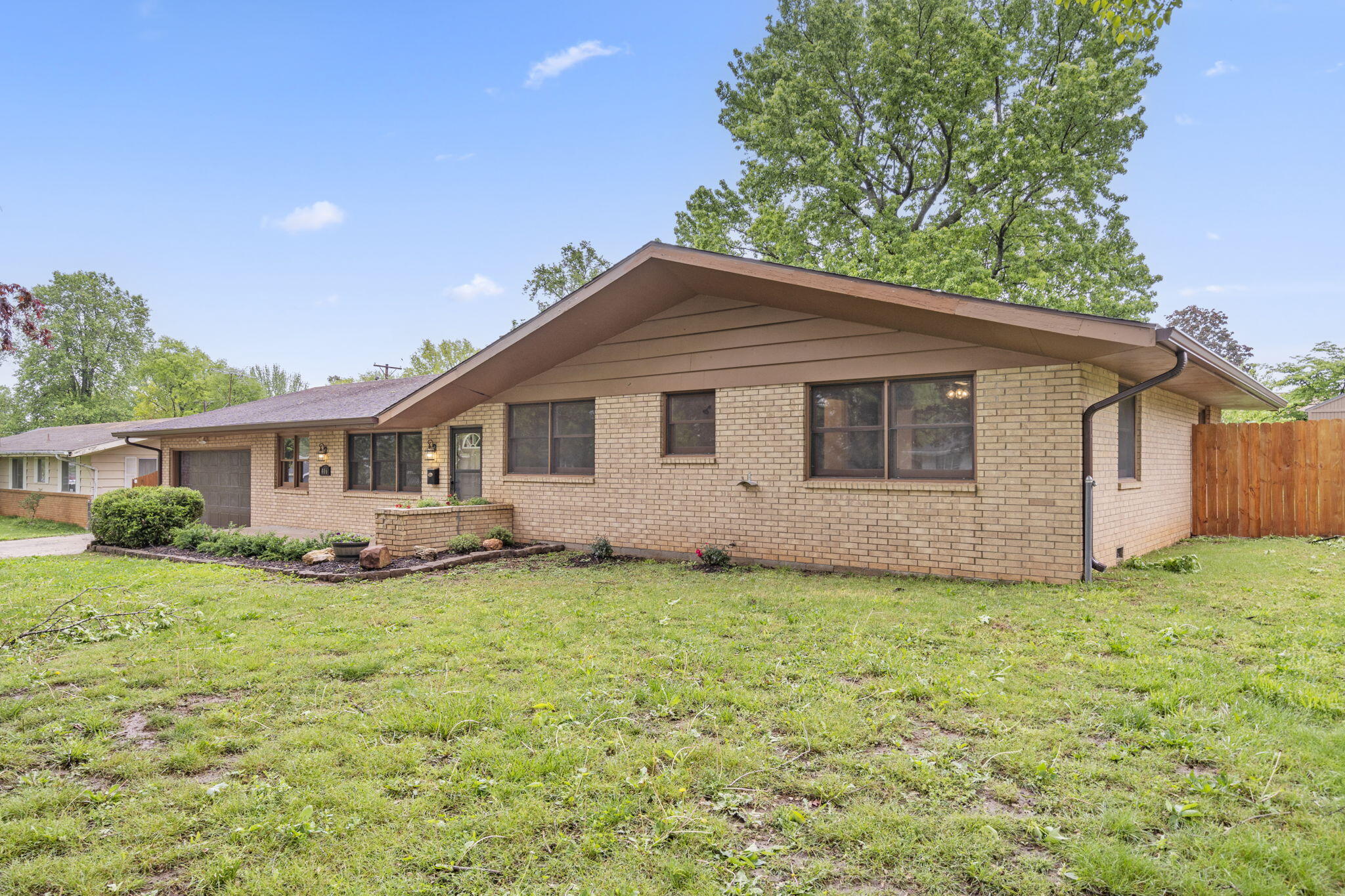 406 North George Avenue Property Photo 3
