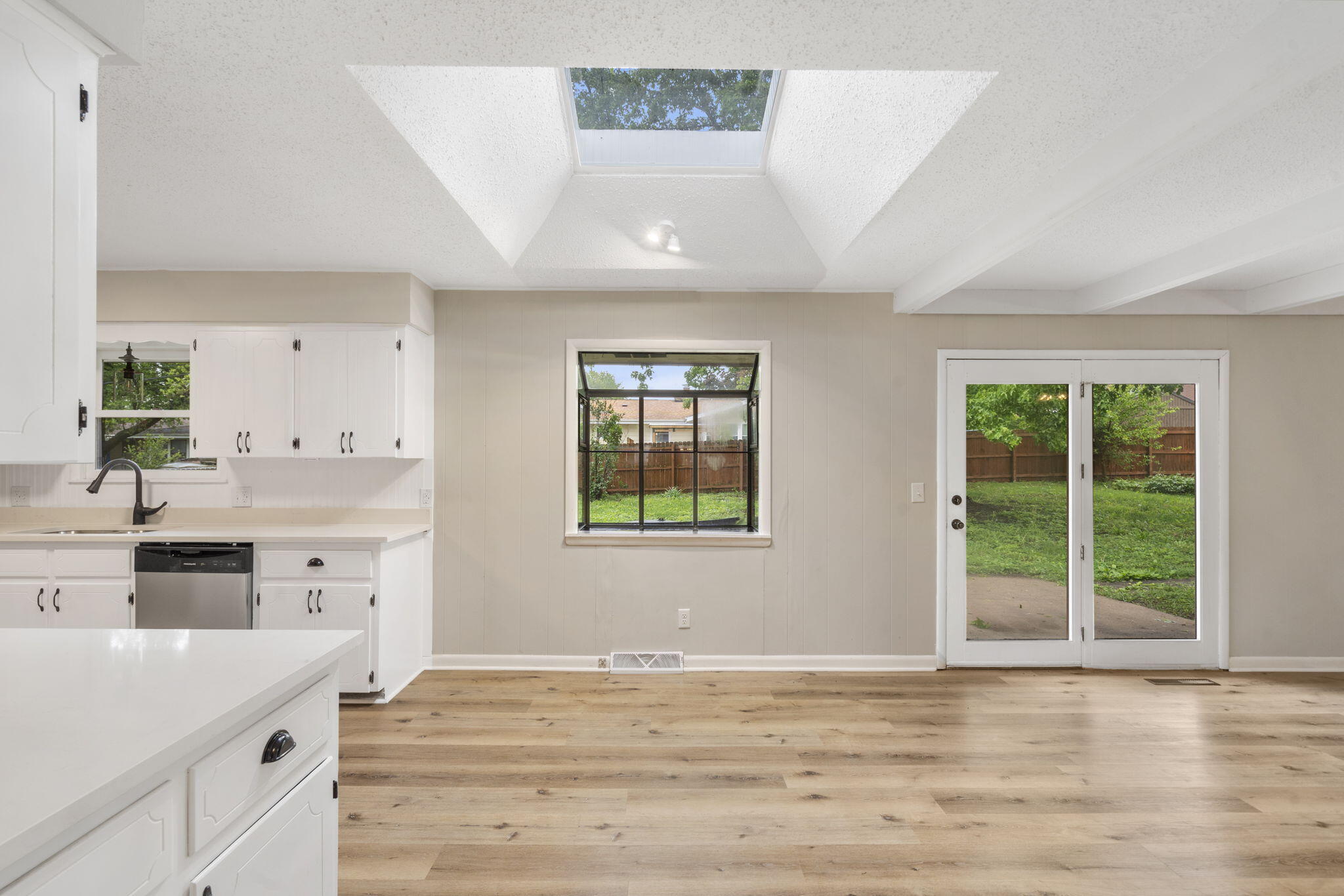 406 North George Avenue Property Photo 15
